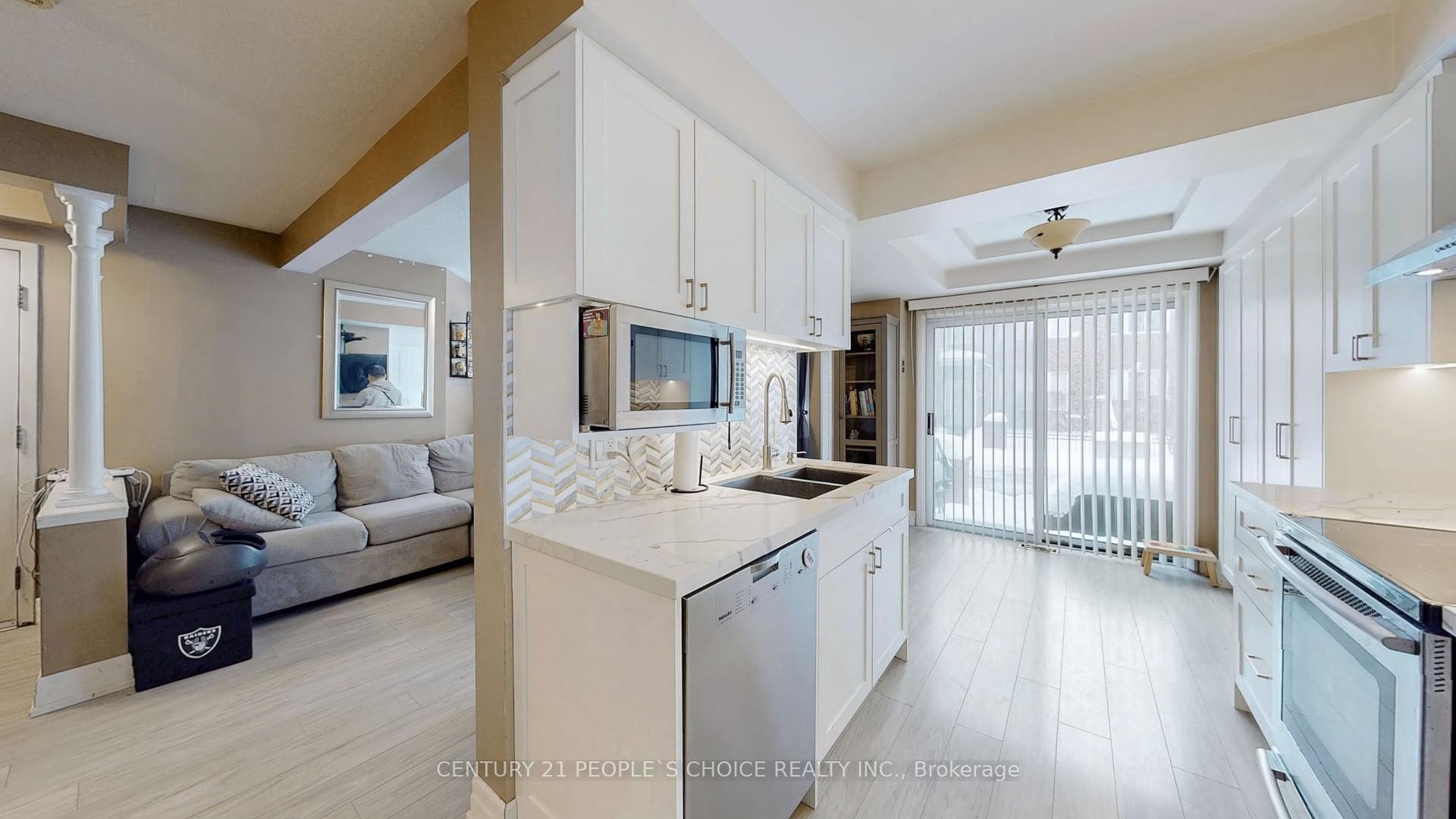Photo 12 of Unit 136, 18 Clark Avenue, Vaughan, Crestwood-Springfarm-Yorkhill — HOMEH