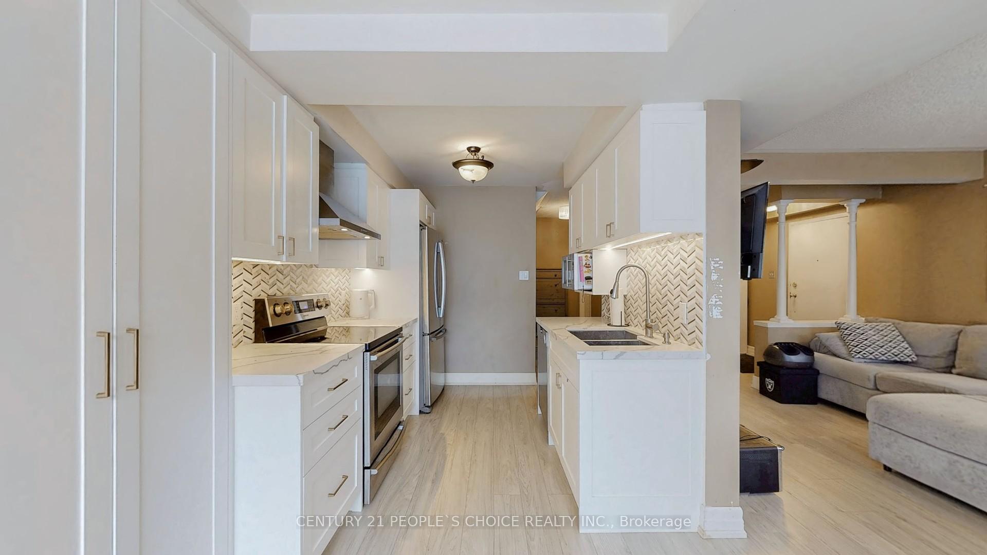 Photo 15 of Unit 136, 18 Clark Avenue, Vaughan, Crestwood-Springfarm-Yorkhill — HOMEH