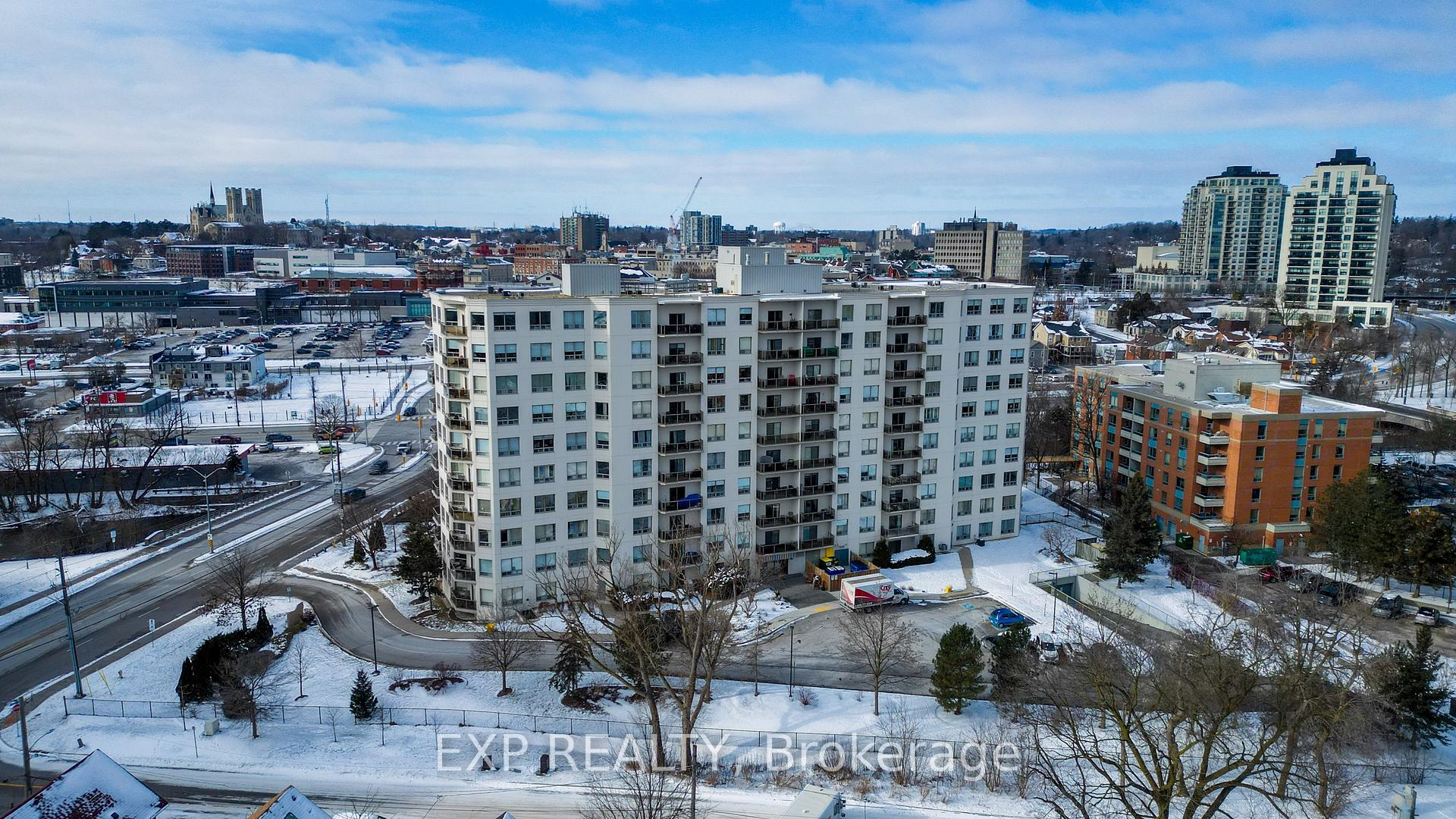 Front of Unit 901, 60 Wyndham Street S