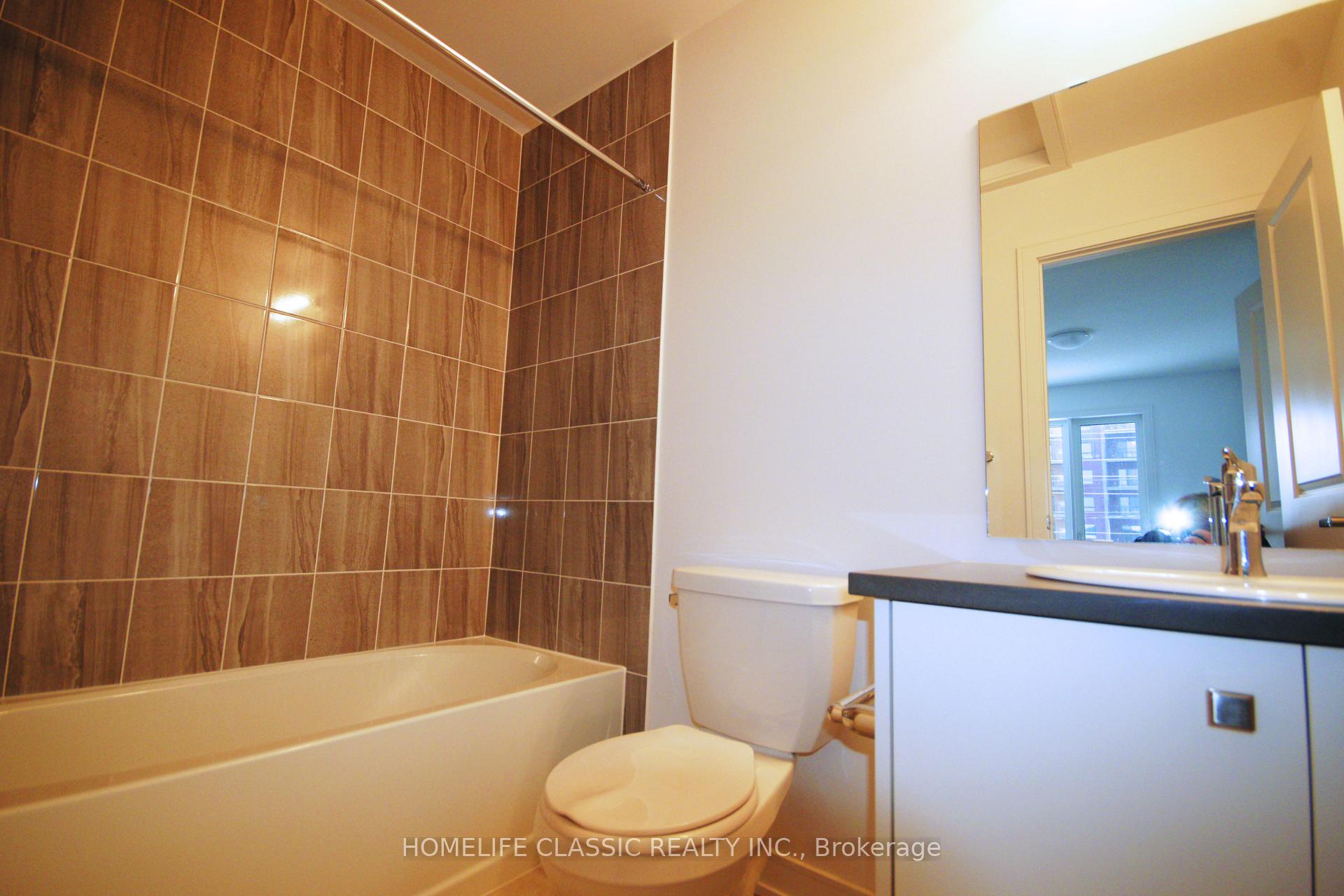 Photo 4 of Unit 113, 113 Appletree Lane, Barrie, Innis-Shore — HOMEH