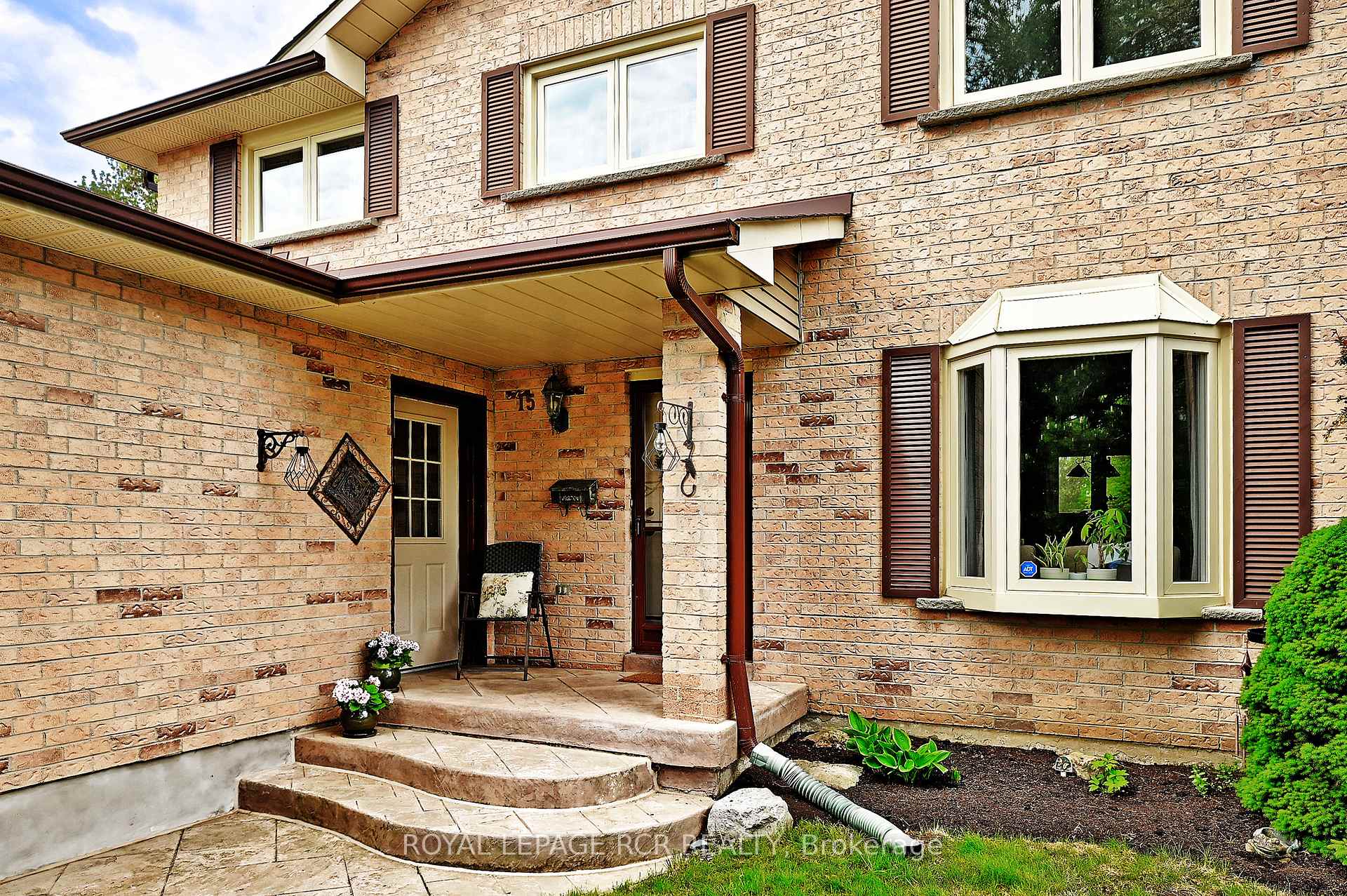 Photo 3 of 15 Meadowood Drive, Aurora, Hills of St Andrew — HOMEH
