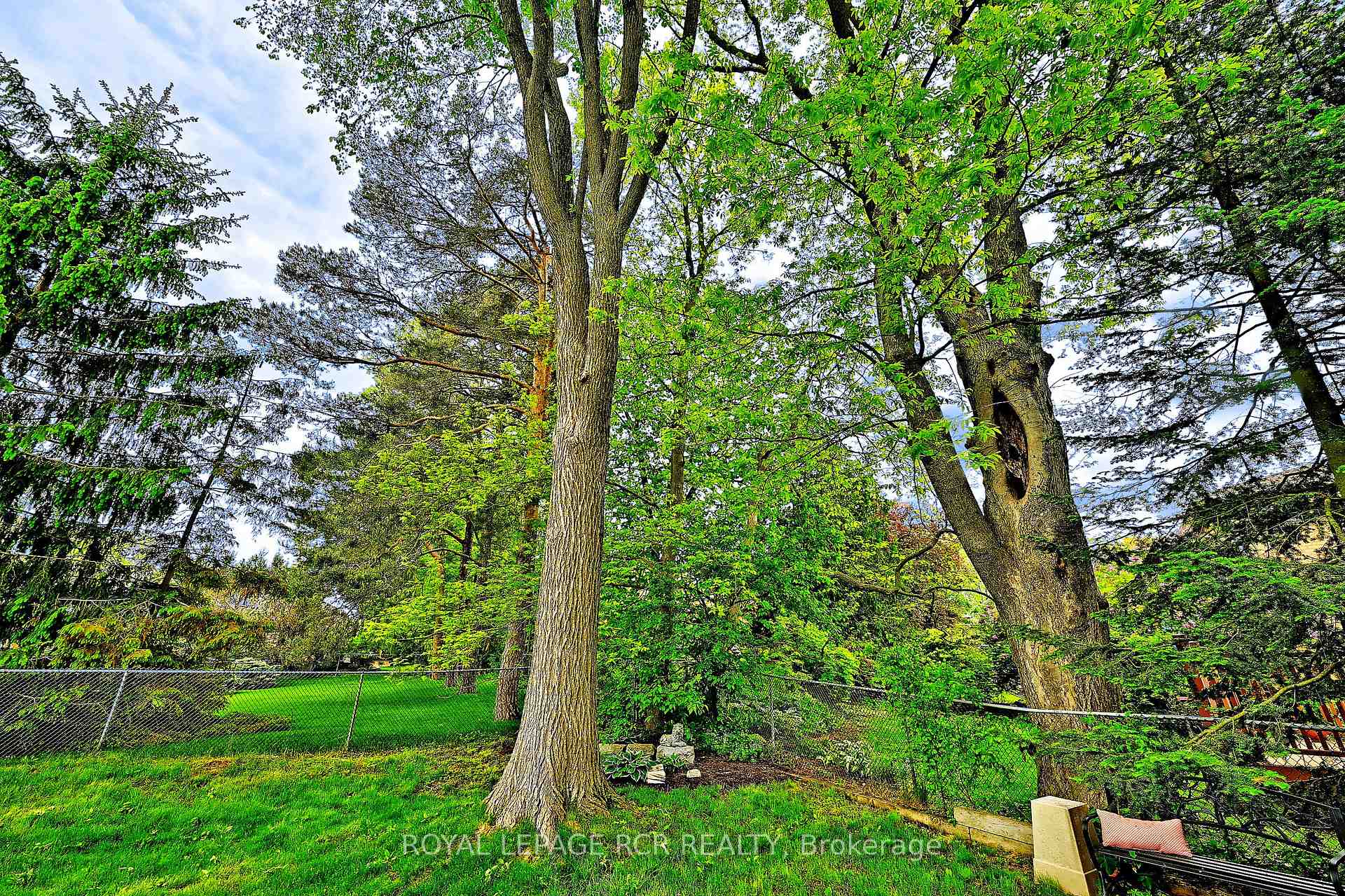 Photo 31 of 15 Meadowood Drive, Aurora, Hills of St Andrew — HOMEH