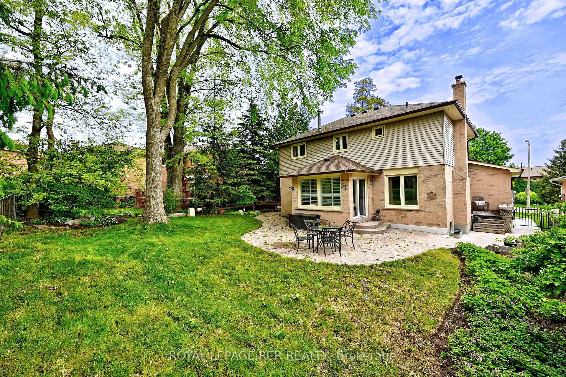Photo 34 of 15 Meadowood Drive, Aurora, Hills of St Andrew — HOMEH