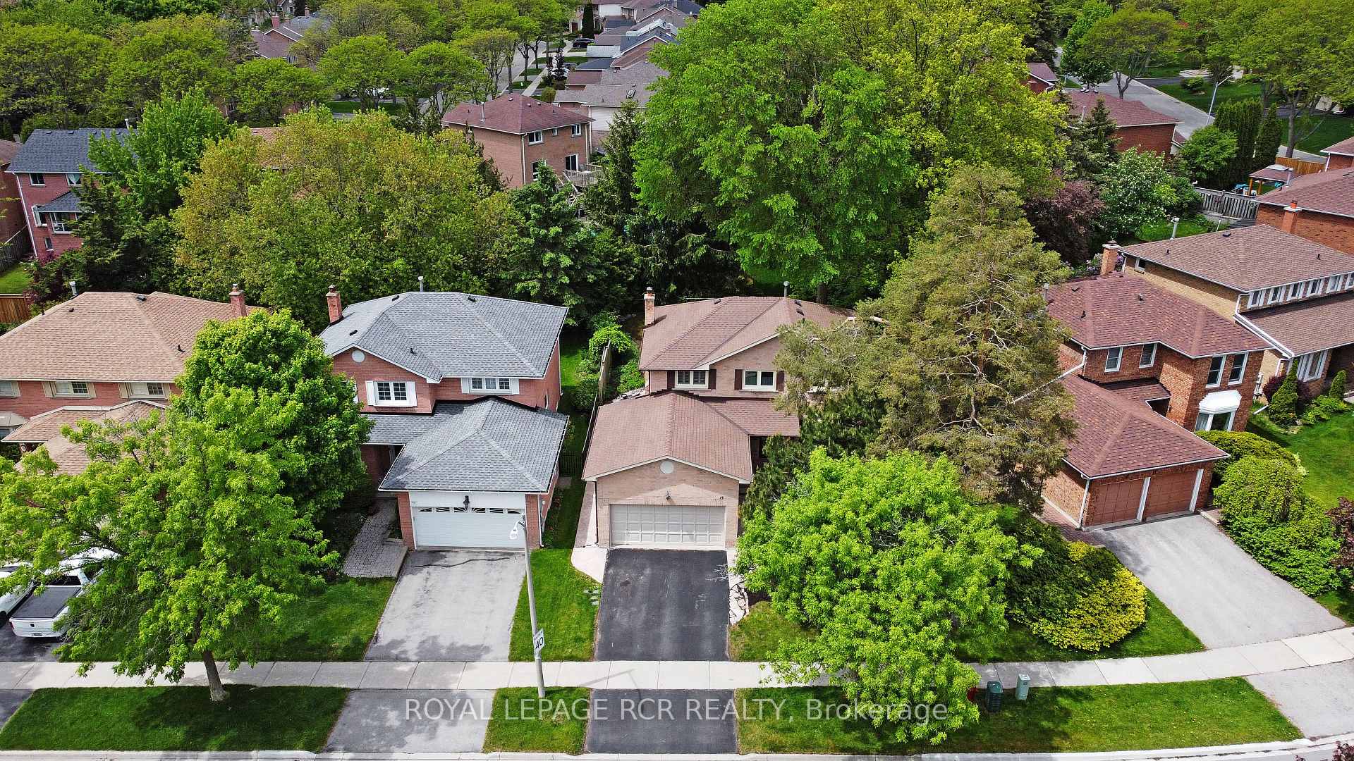 Photo 37 of 15 Meadowood Drive, Aurora, Hills of St Andrew — HOMEH