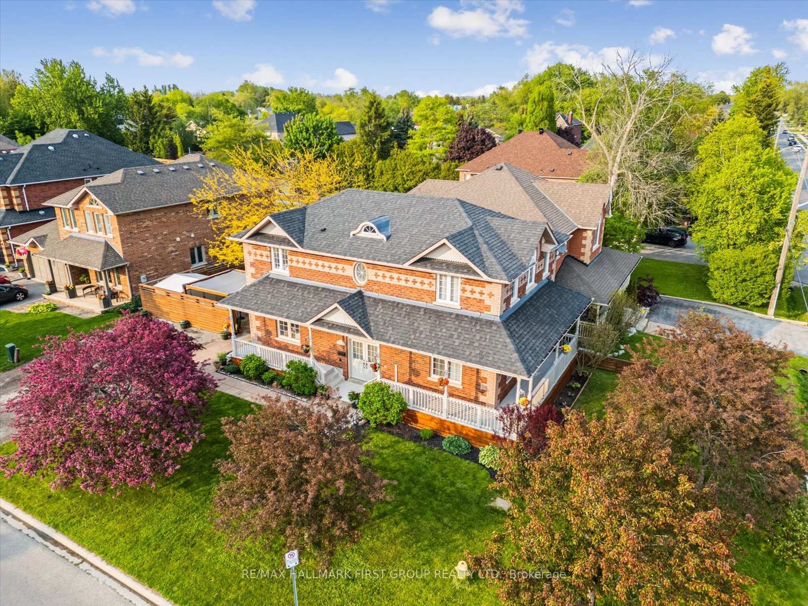 Front of 937 Pickering Beach Road