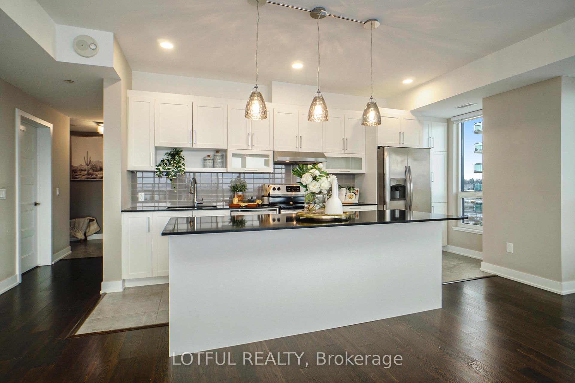 Photo 4 of Unit 809, 200 Inlet, Ottawa, Chatelaine Village — HOMEH