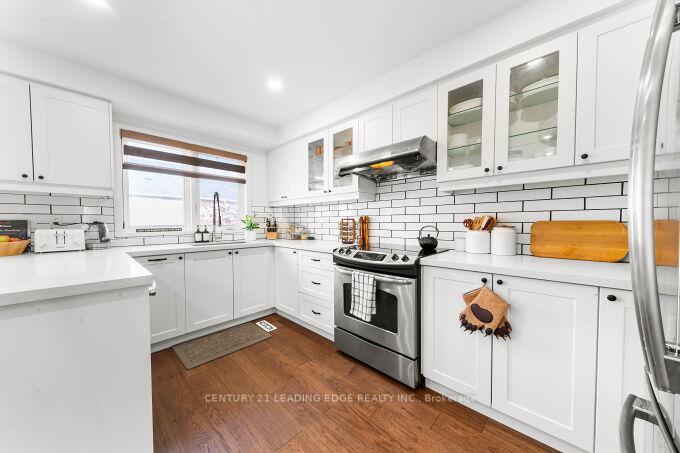 Photo 10 of Unit 15, 6400 Lawrence Avenue E, Scarborough, Rouge — HOMEH