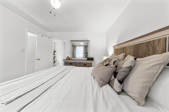 Photo 98 of Unit 15, 6400 Lawrence Avenue E, Scarborough, Rouge — HOMEH