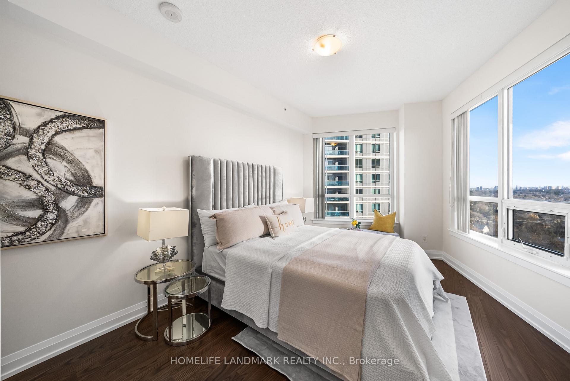 Photo 8 of Unit 1215, 7171 Yonge Street, Markham, Thornhill — HOMEH