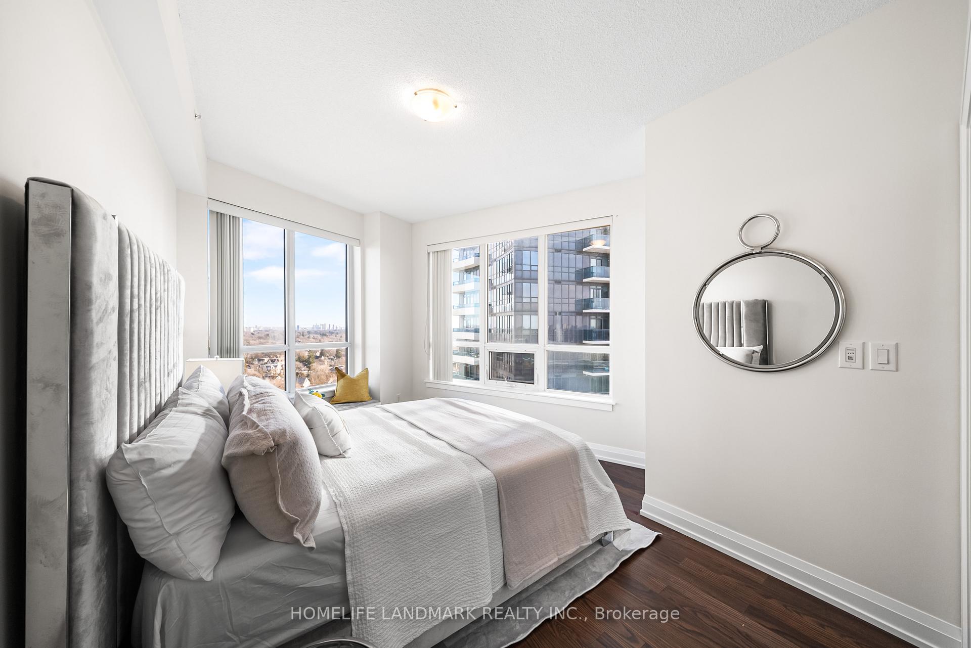 Photo 9 of Unit 1215, 7171 Yonge Street, Markham, Thornhill — HOMEH