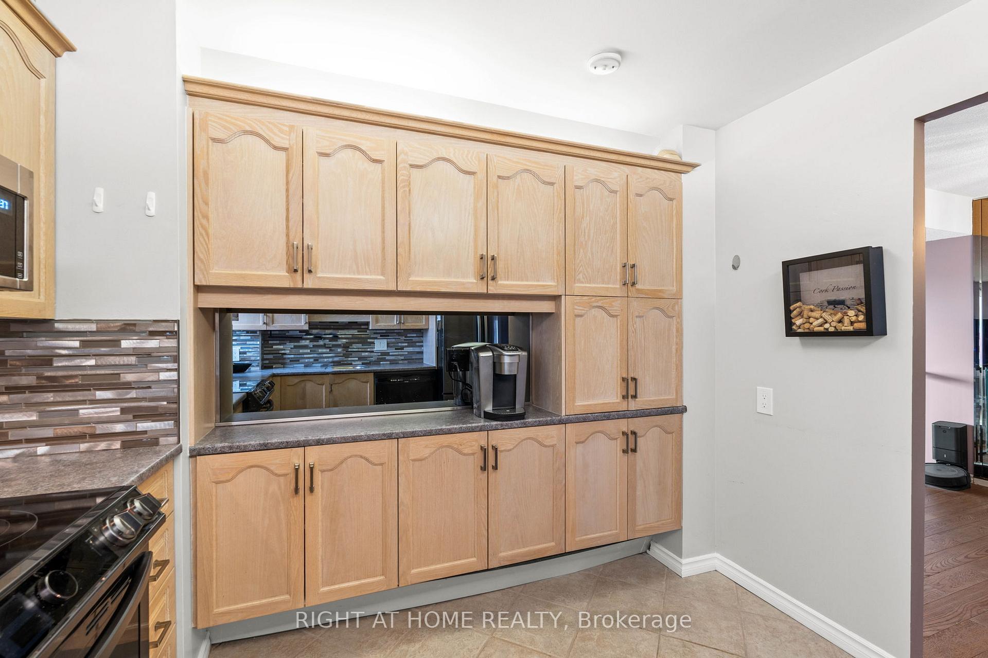Photo 12 of Unit 1102, 1171 Ambleside Drive, Ottawa, Woodroffe — HOMEH