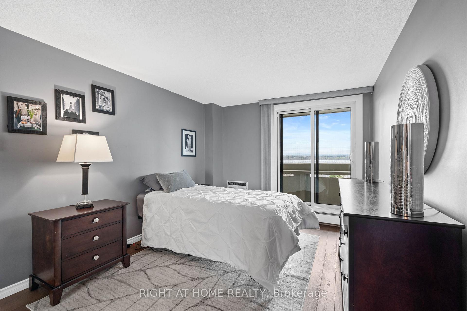 Photo 25 of Unit 1102, 1171 Ambleside Drive, Ottawa, Woodroffe — HOMEH