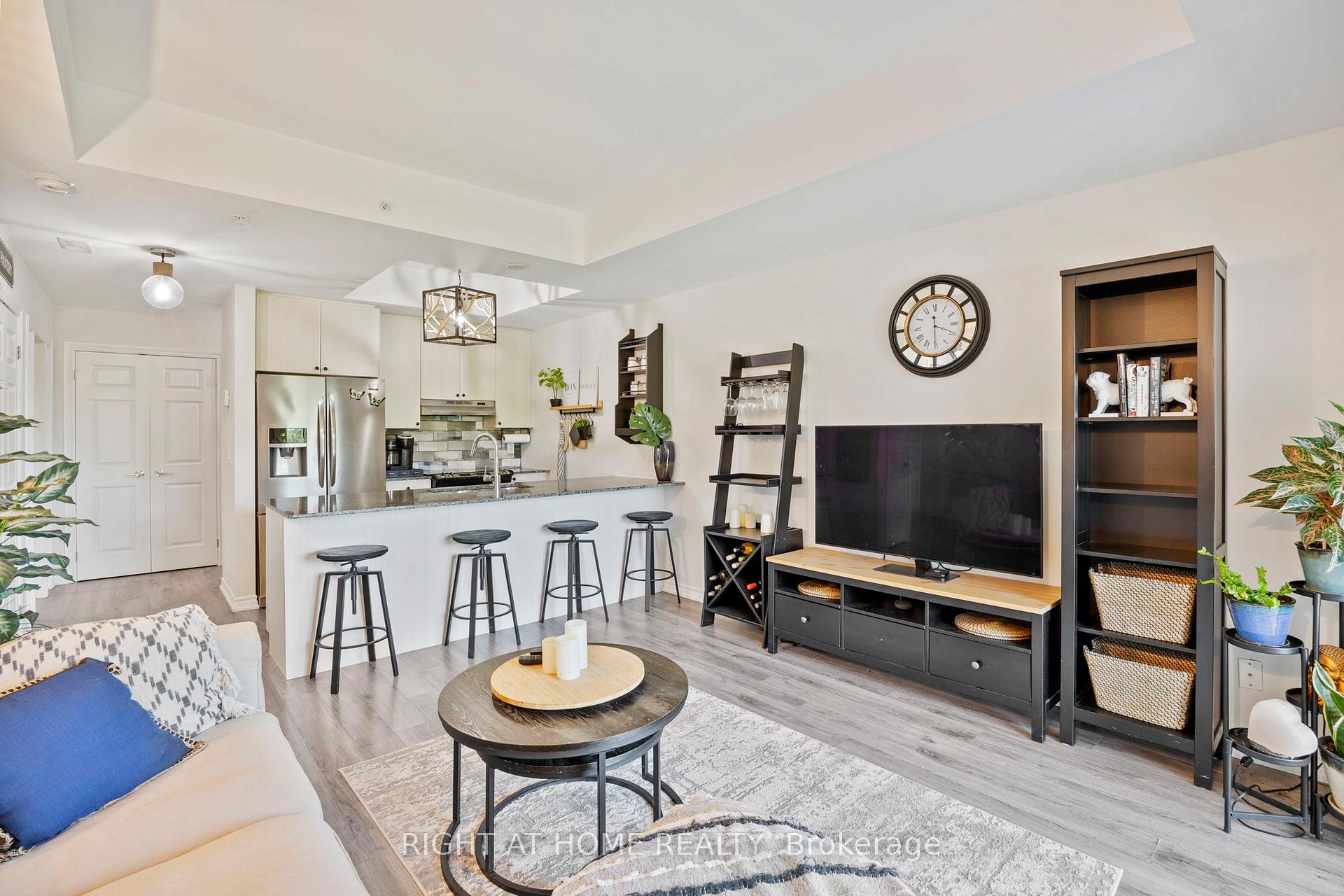 Photo 13 of Unit 412, 680 Gordon Street, Whitby, Port Whitby — HOMEH