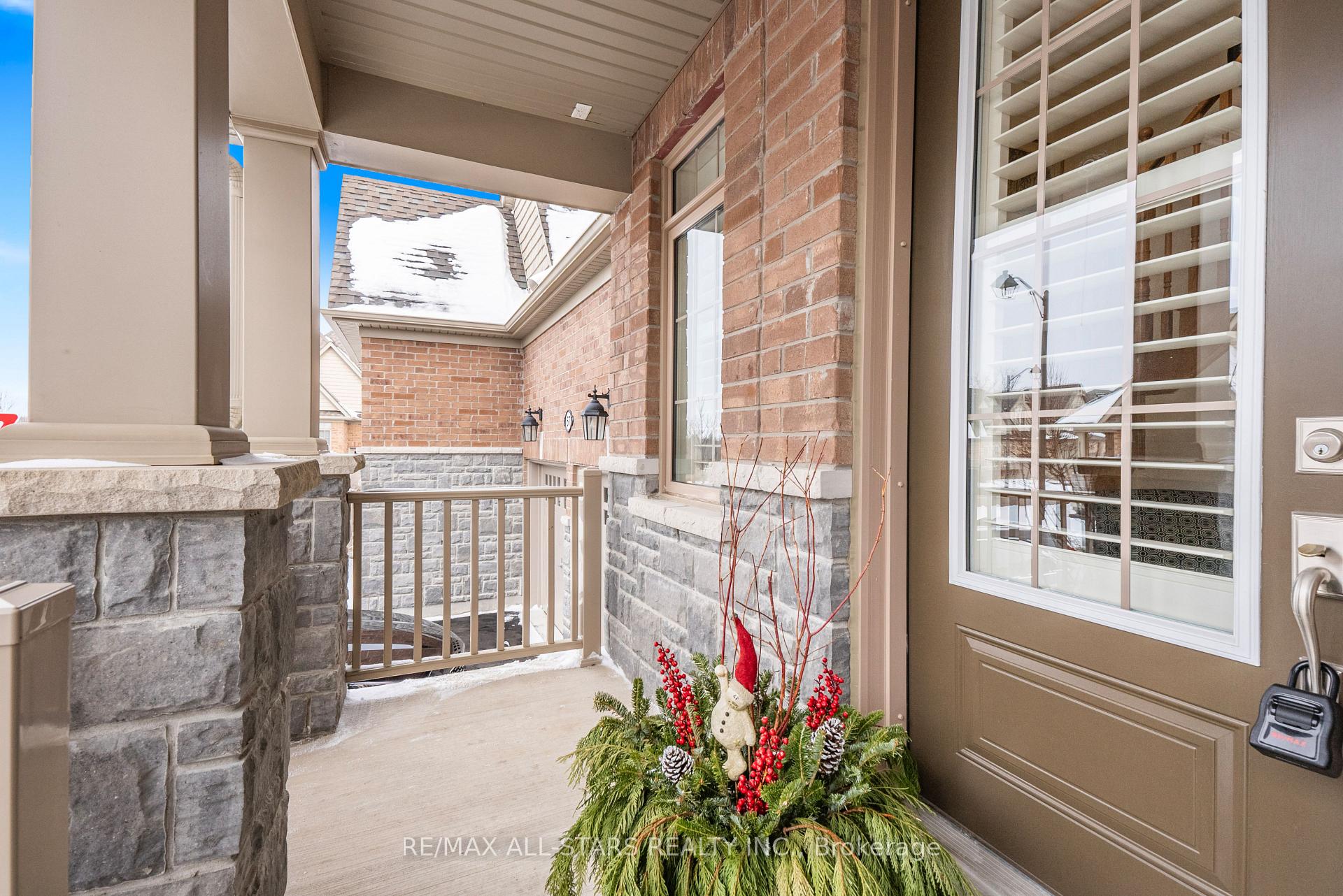Photo 3 of 65 Bill Knowles Street, Uxbridge — HOMEH