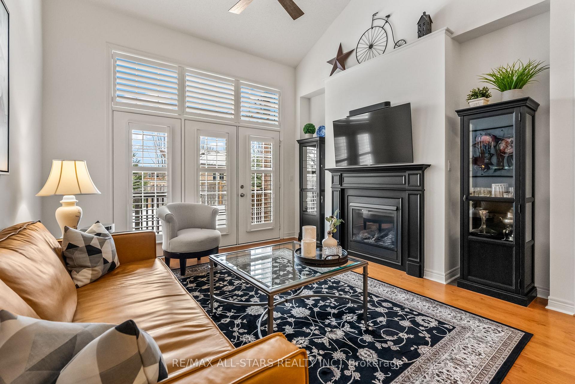 Photo 8 of 65 Bill Knowles Street, Uxbridge — HOMEH
