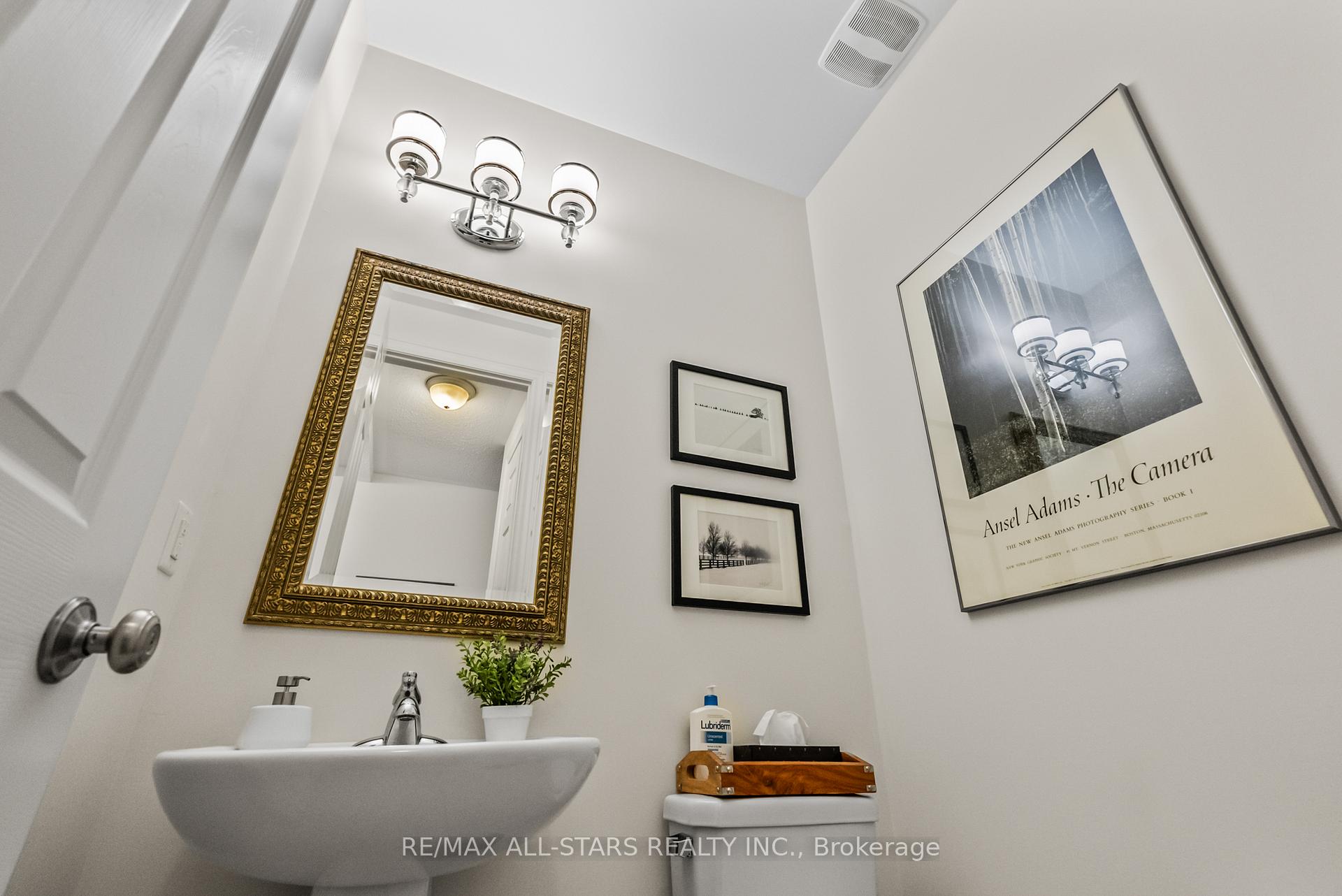 Photo 14 of 65 Bill Knowles Street, Uxbridge — HOMEH