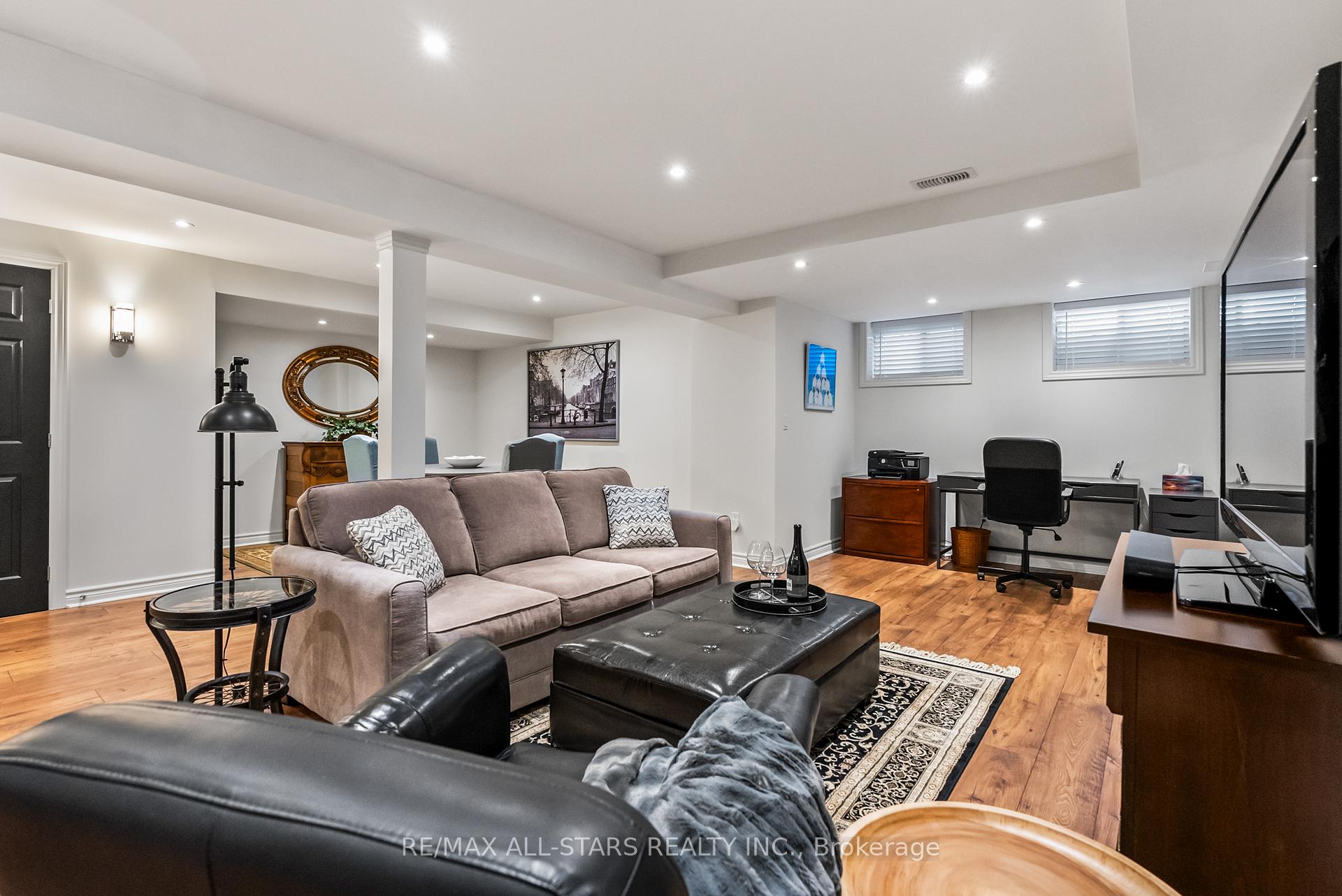 Photo 33 of 65 Bill Knowles Street, Uxbridge — HOMEH
