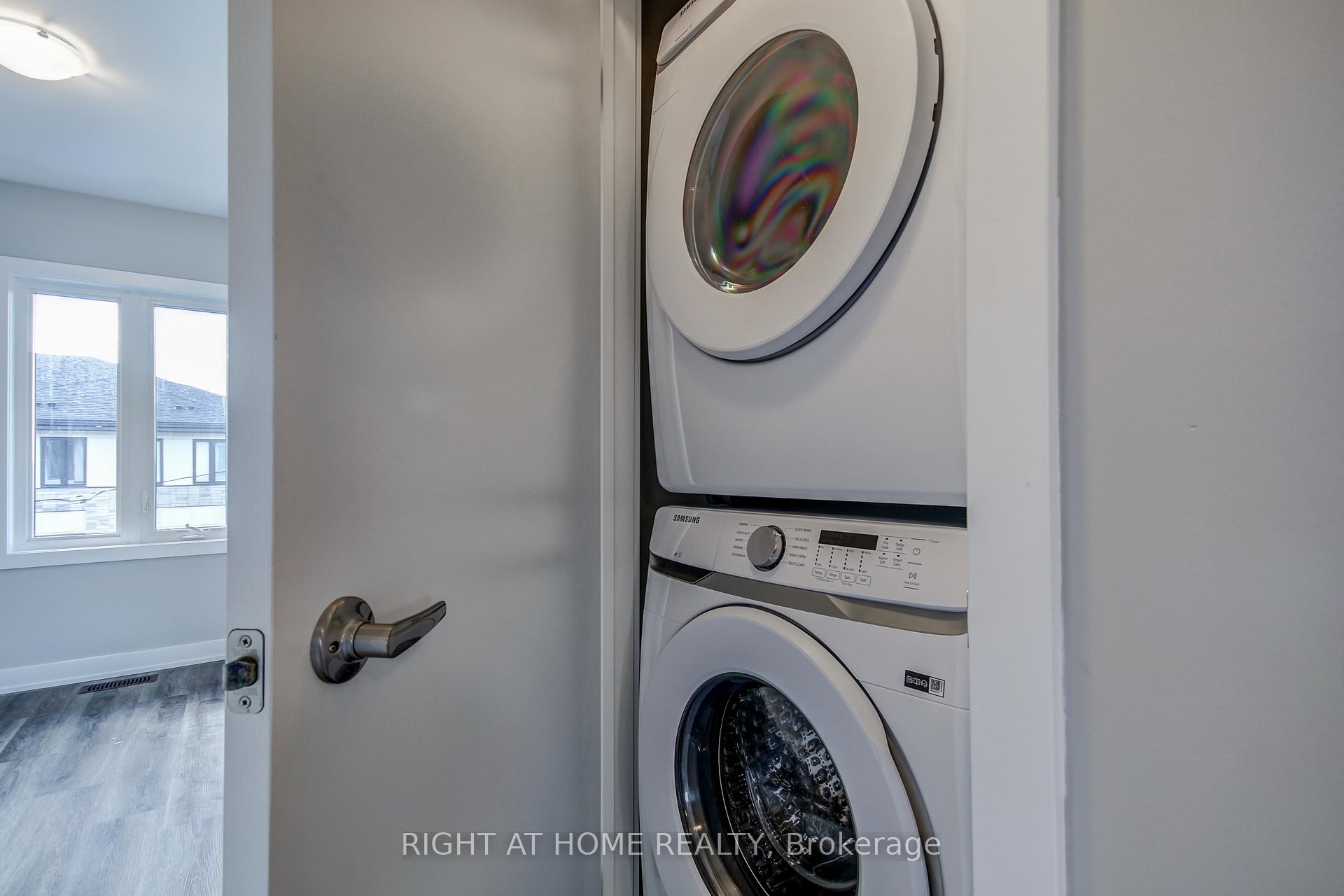 Photo 13 of Unit 13, 527 Shaver Road, Hamilton, Ancaster — HOMEH