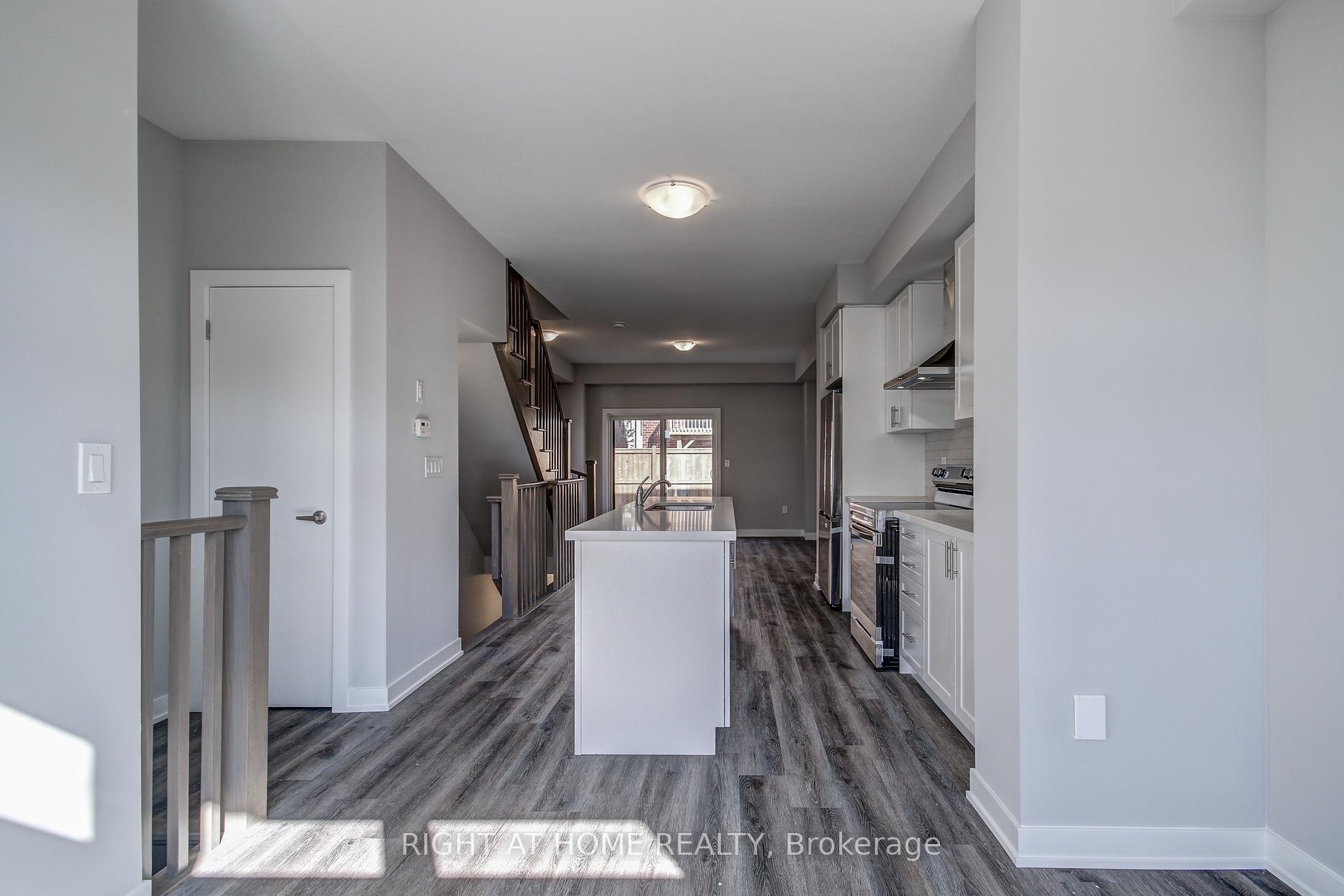 Photo 16 of Unit 13, 527 Shaver Road, Hamilton, Ancaster — HOMEH
