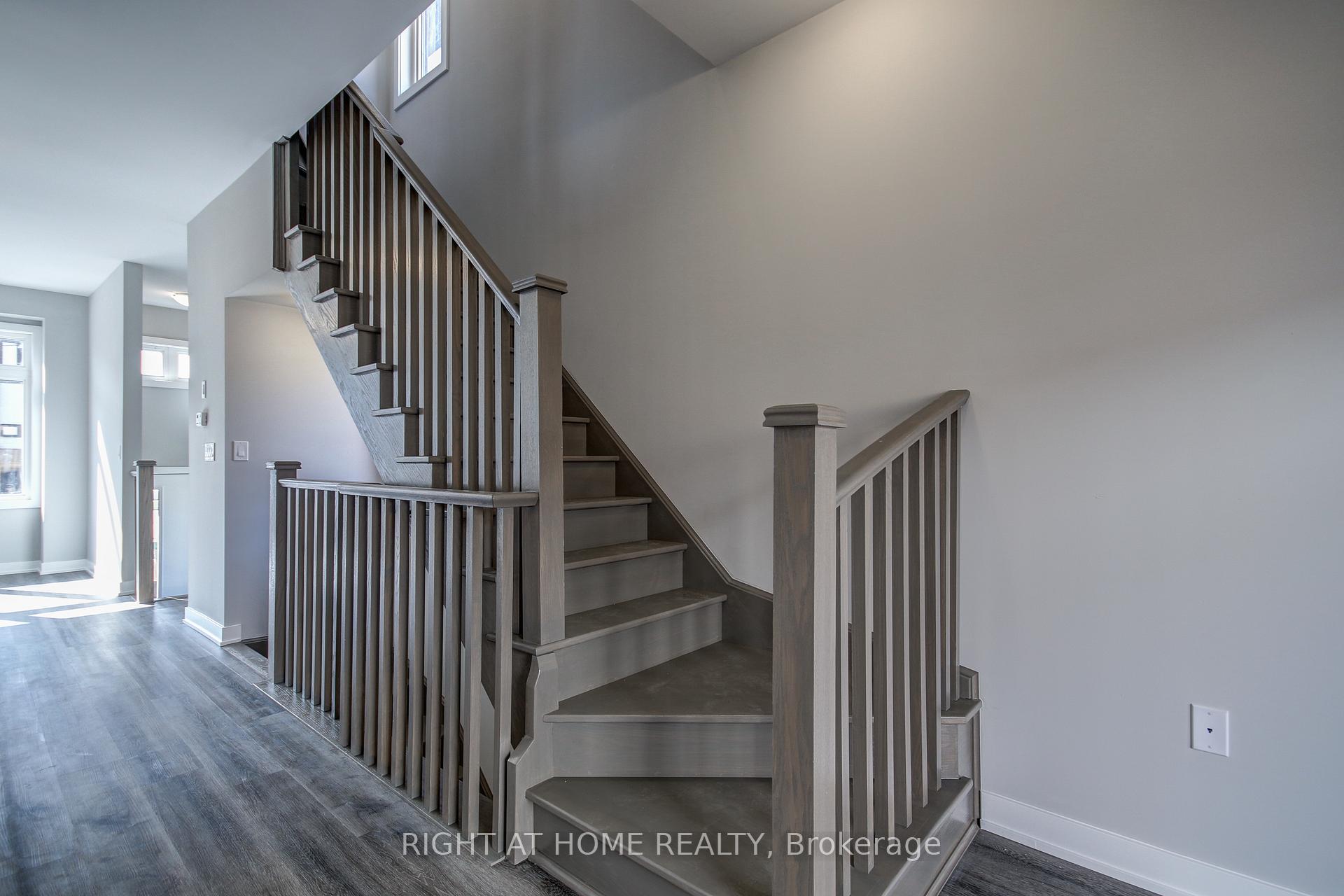Photo 25 of Unit 13, 527 Shaver Road, Hamilton, Ancaster — HOMEH