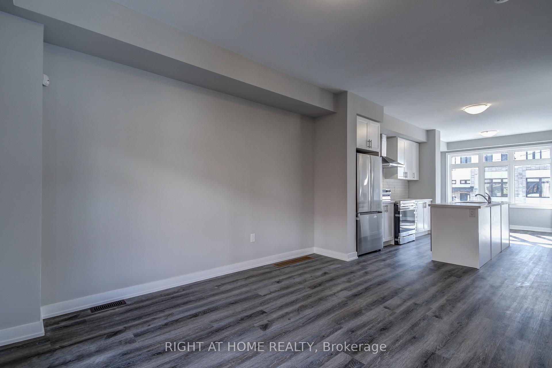 Photo 32 of Unit 13, 527 Shaver Road, Hamilton, Ancaster — HOMEH