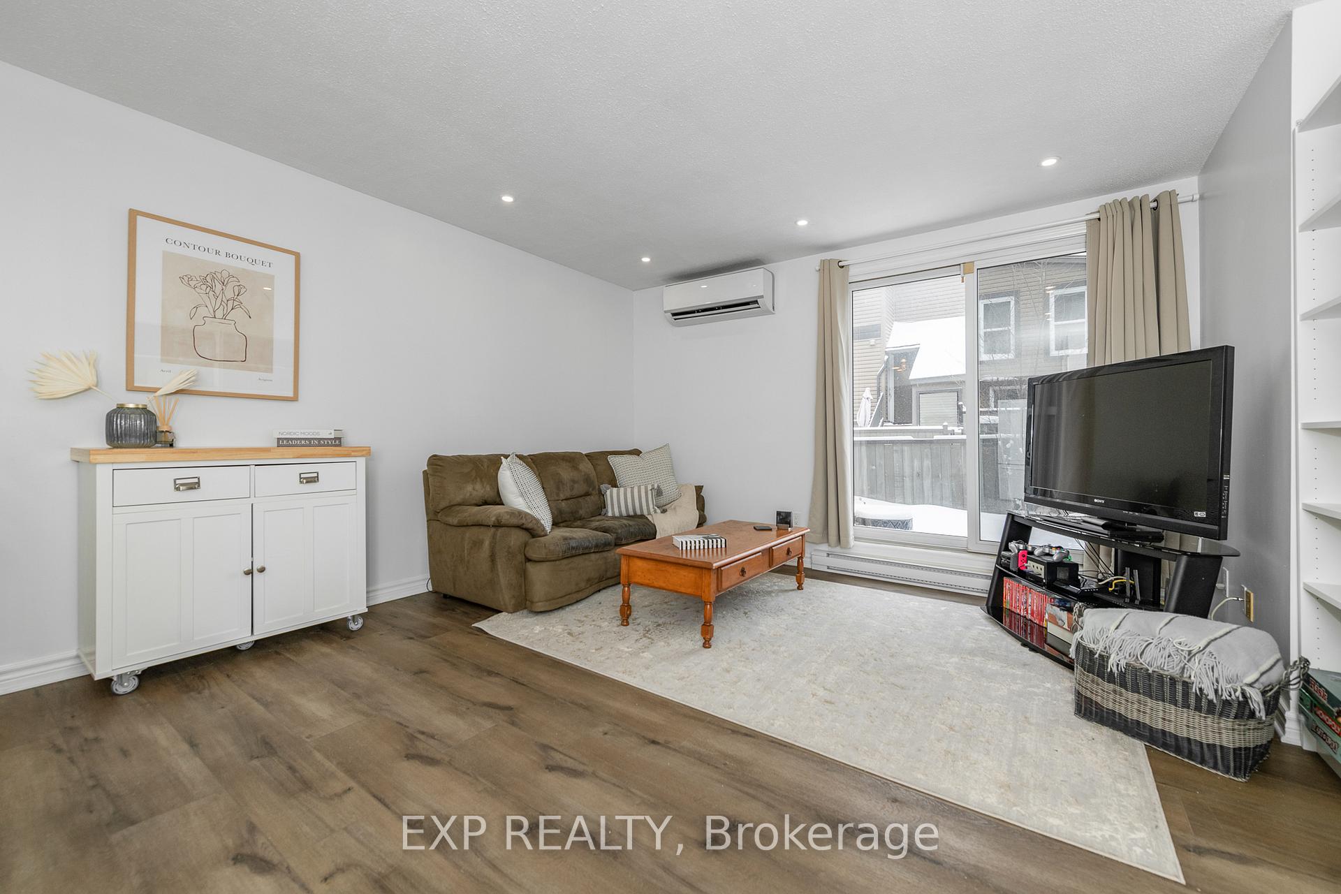 Photo 6 of Unit 33, 1250 Mcwatters Road, Ottawa, Queensway Terrace South/Ridgeview — HOMEH