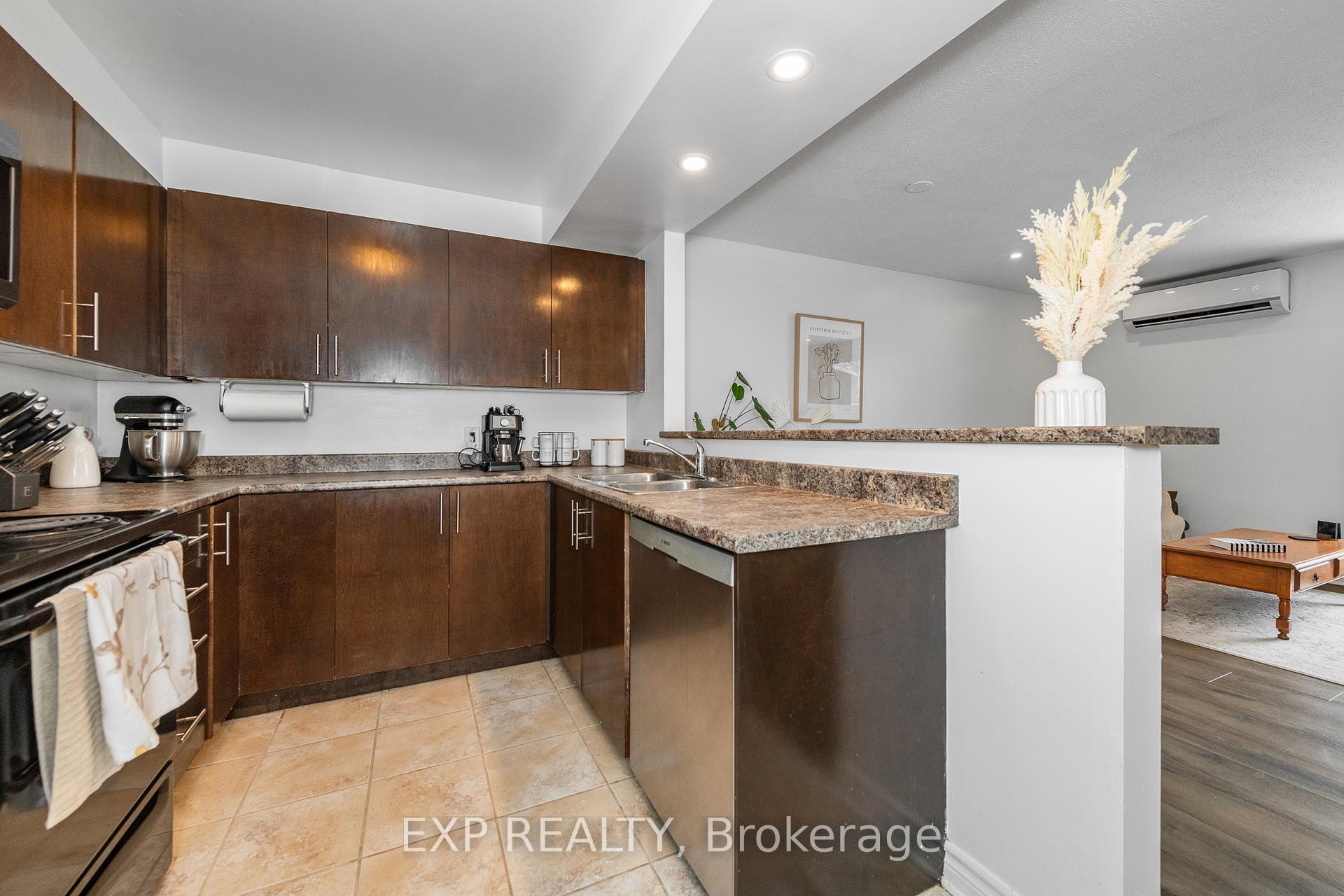Photo 11 of Unit 33, 1250 Mcwatters Road, Ottawa, Queensway Terrace South/Ridgeview — HOMEH