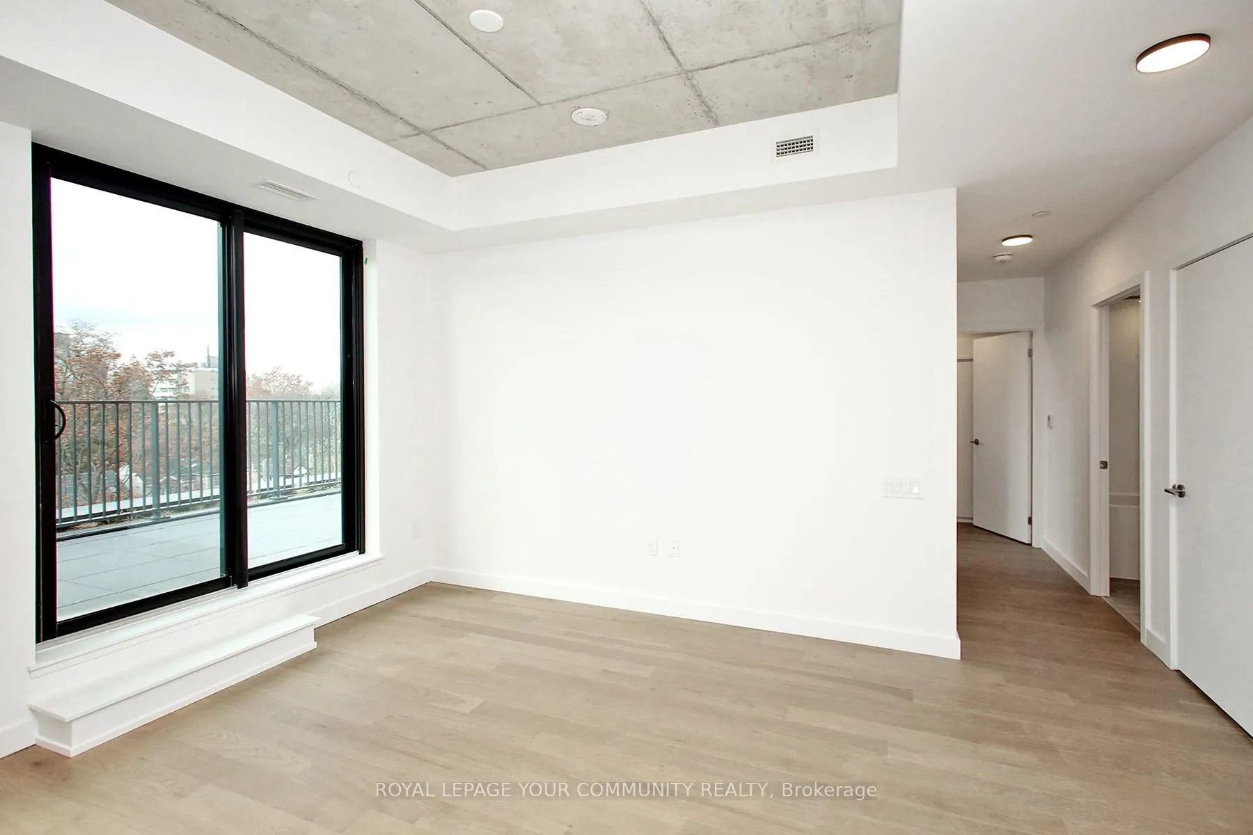 Photo 6 of Unit 702, 1720 Bayview Avenue, Toronto, Mount Pleasant East — HOMEH
