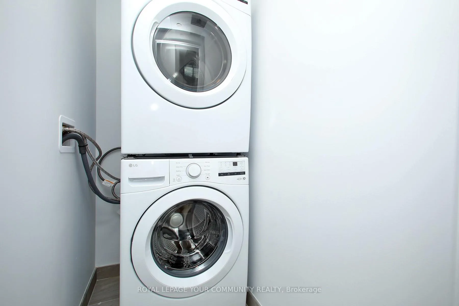 Photo 17 of Unit 702, 1720 Bayview Avenue, Toronto, Mount Pleasant East — HOMEH