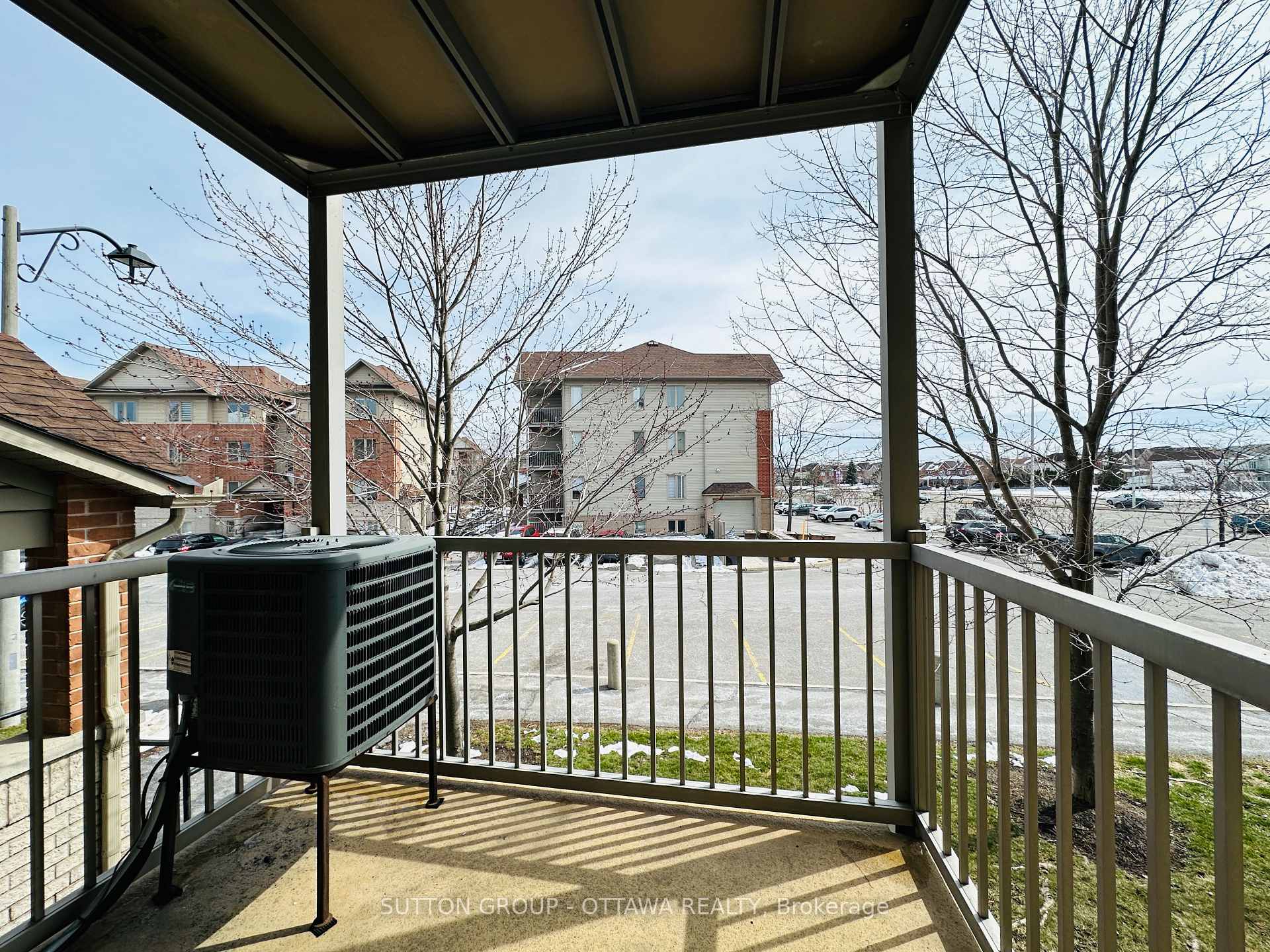 Photo 9 of Unit 4, 313 Cresthaven Drive, Ottawa, Barrhaven East — HOMEH