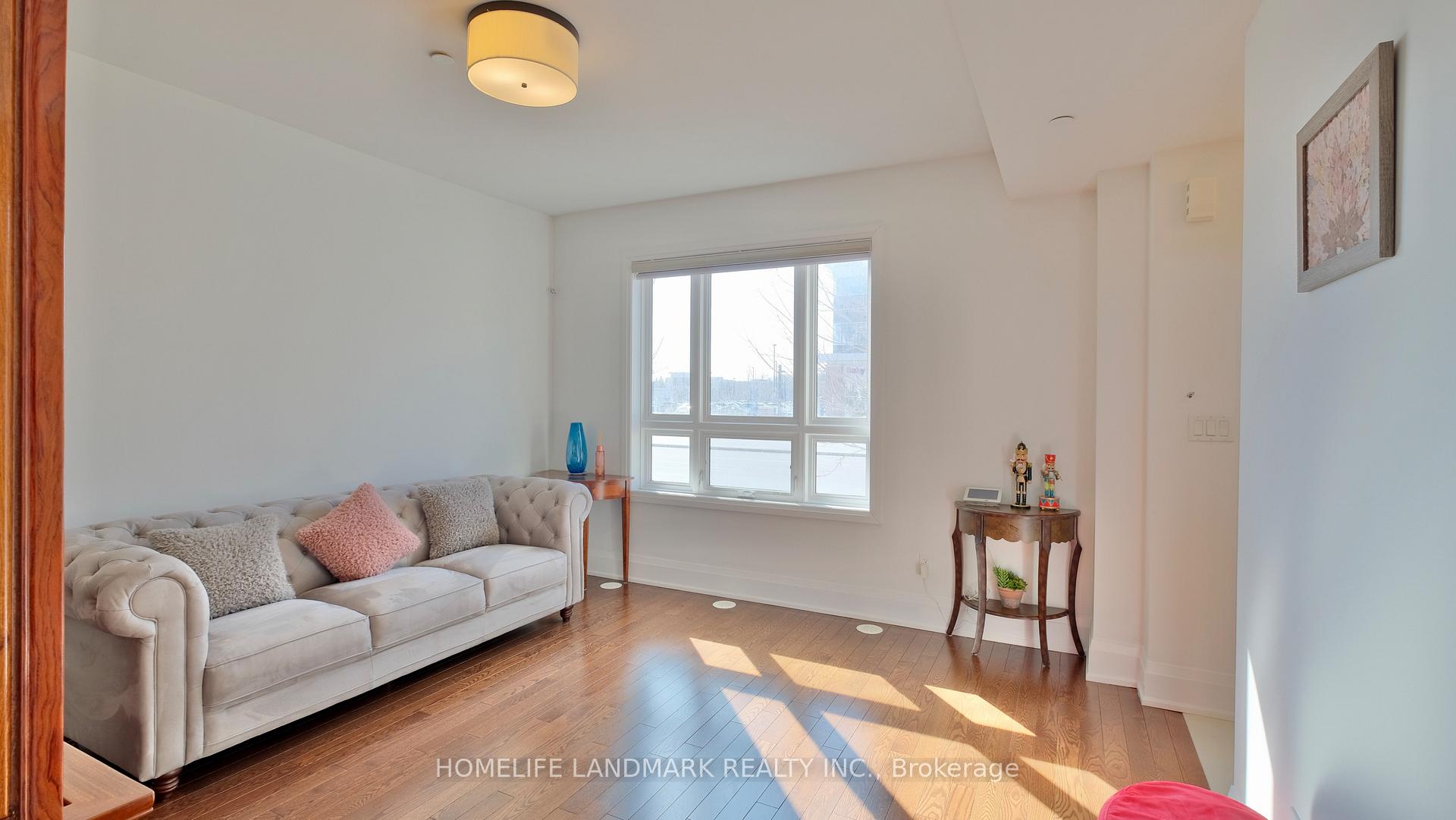 Photo 6 of 4006 Highway 7 E, Markham, Unionville — HOMEH