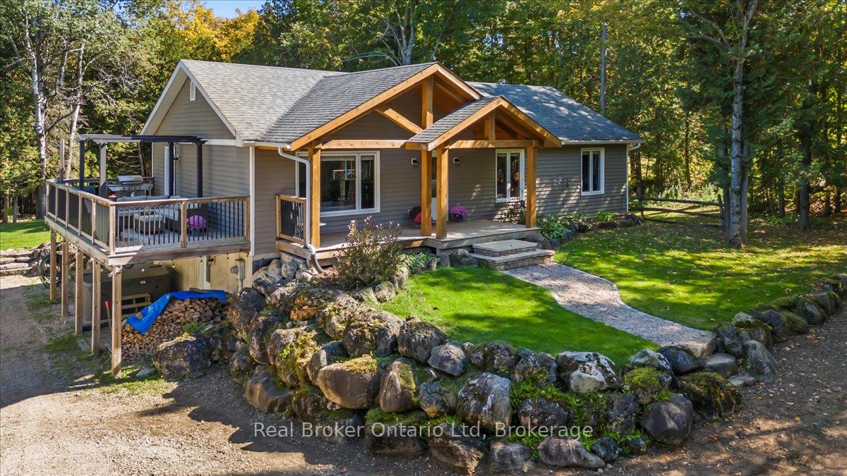 Photo 2 of 596321 Concession 10, Chatsworth — HOMEH