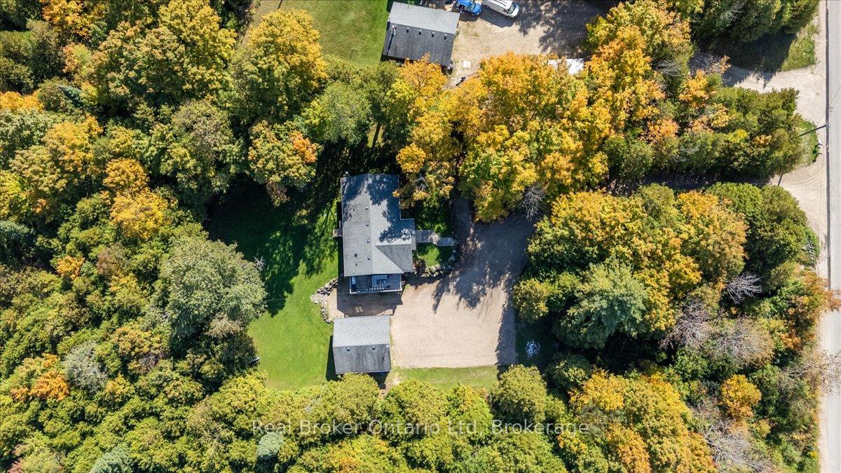 Photo 3 of 596321 Concession 10, Chatsworth — HOMEH