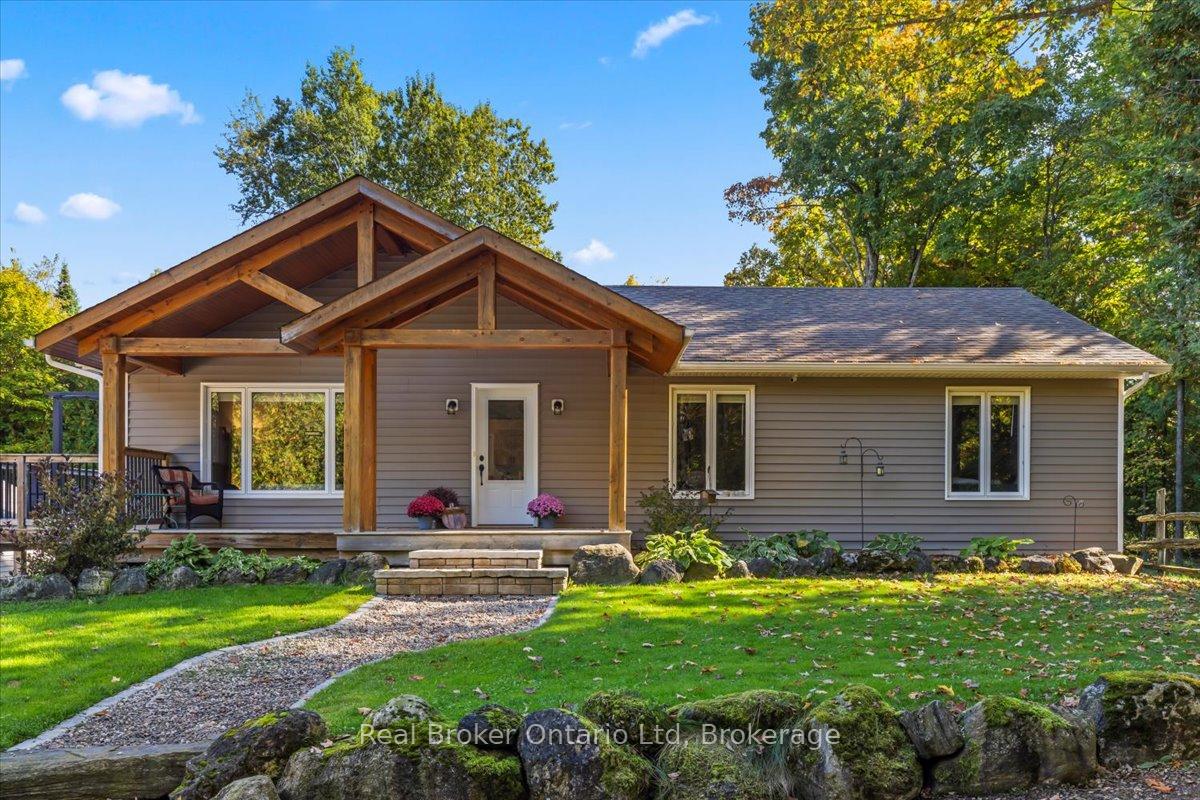 Photo 6 of 596321 Concession 10, Chatsworth — HOMEH