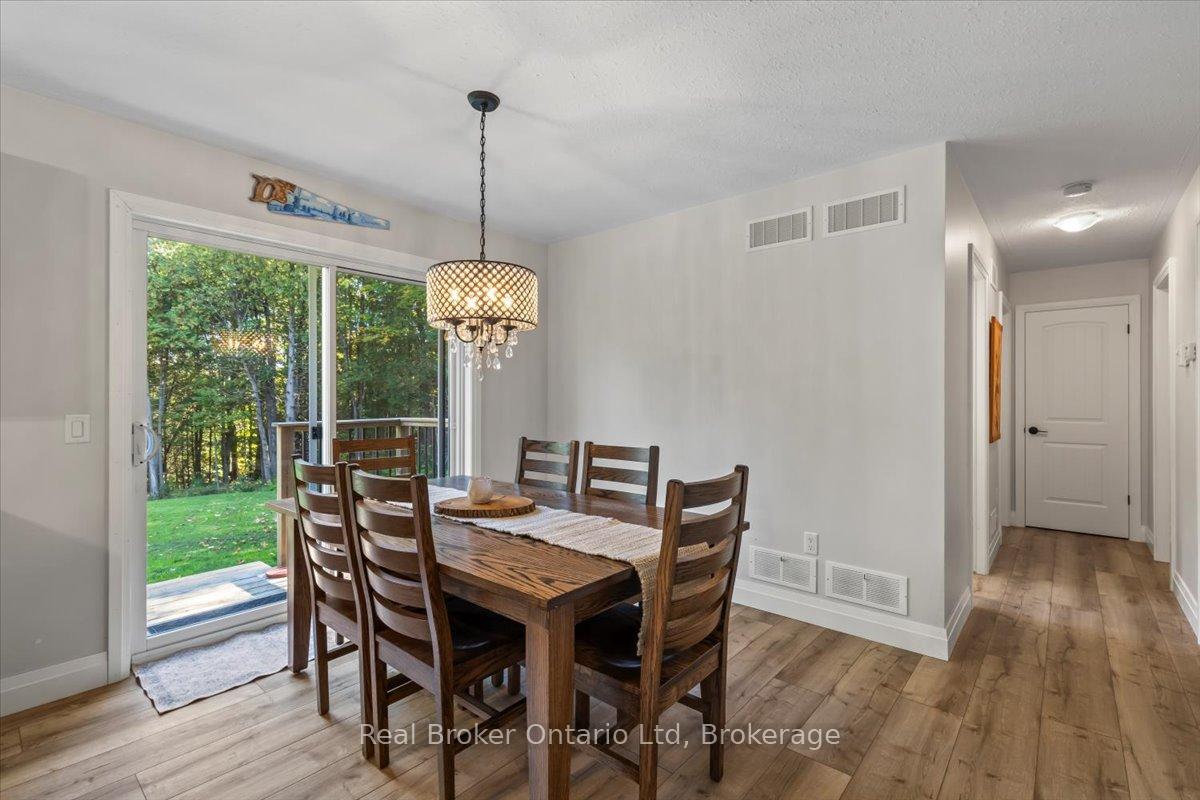 Photo 15 of 596321 Concession 10, Chatsworth — HOMEH