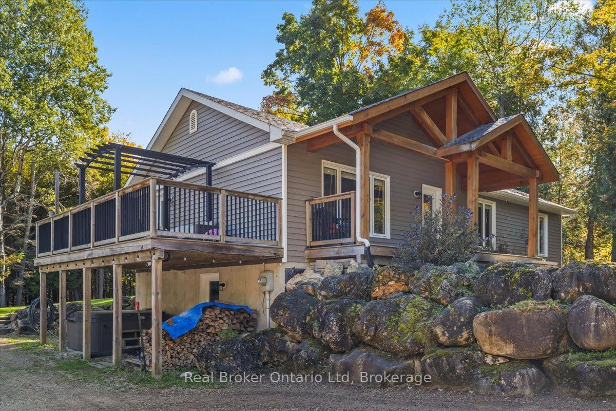 Photo 32 of 596321 Concession 10, Chatsworth — HOMEH