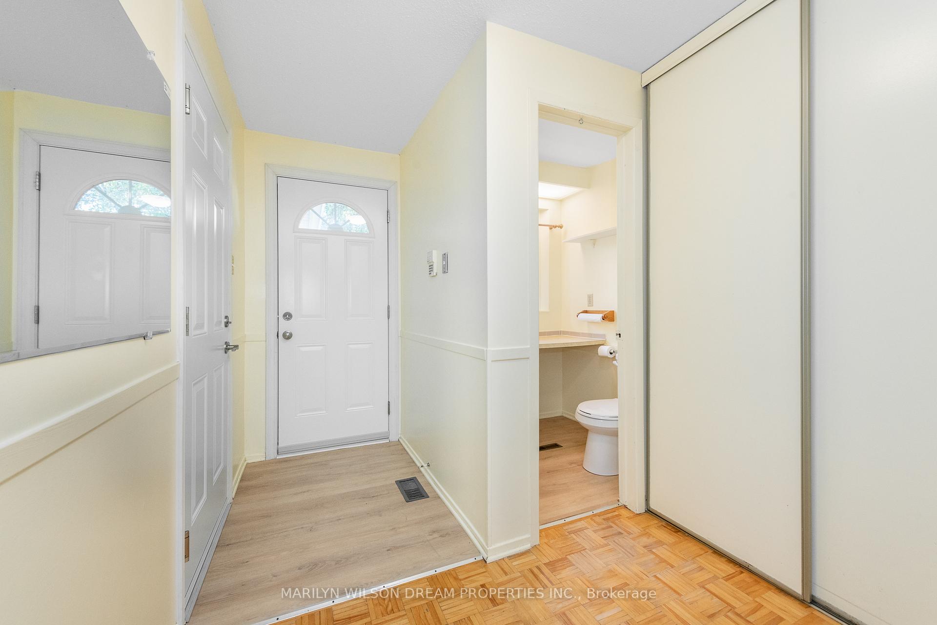 Photo 5 of 1087 Des Ormes Place, Ottawa, Convent Glen North — HOMEH