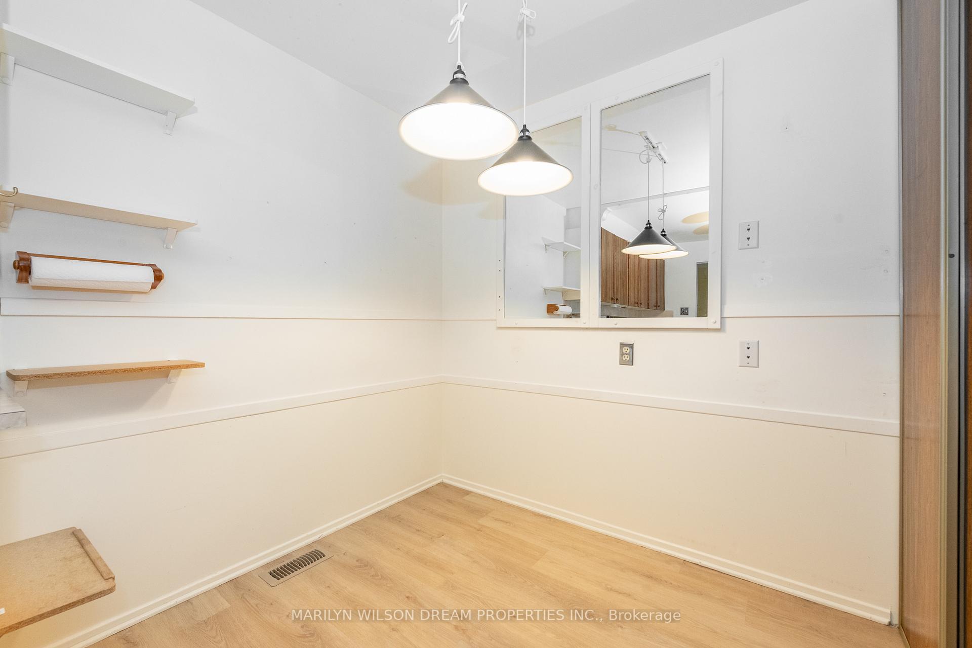 Photo 8 of 1087 Des Ormes Place, Ottawa, Convent Glen North — HOMEH