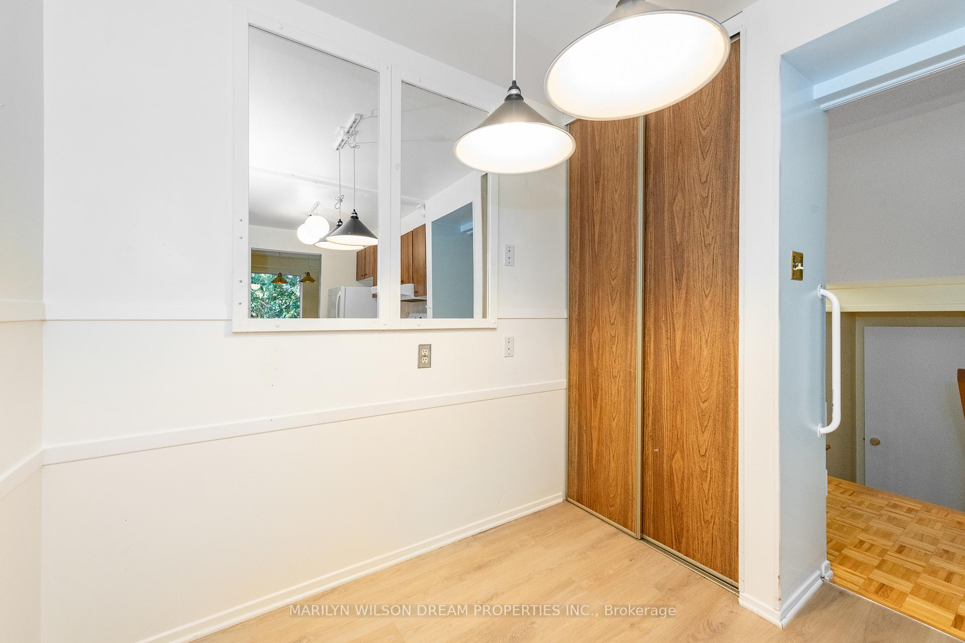 Photo 9 of 1087 Des Ormes Place, Ottawa, Convent Glen North — HOMEH