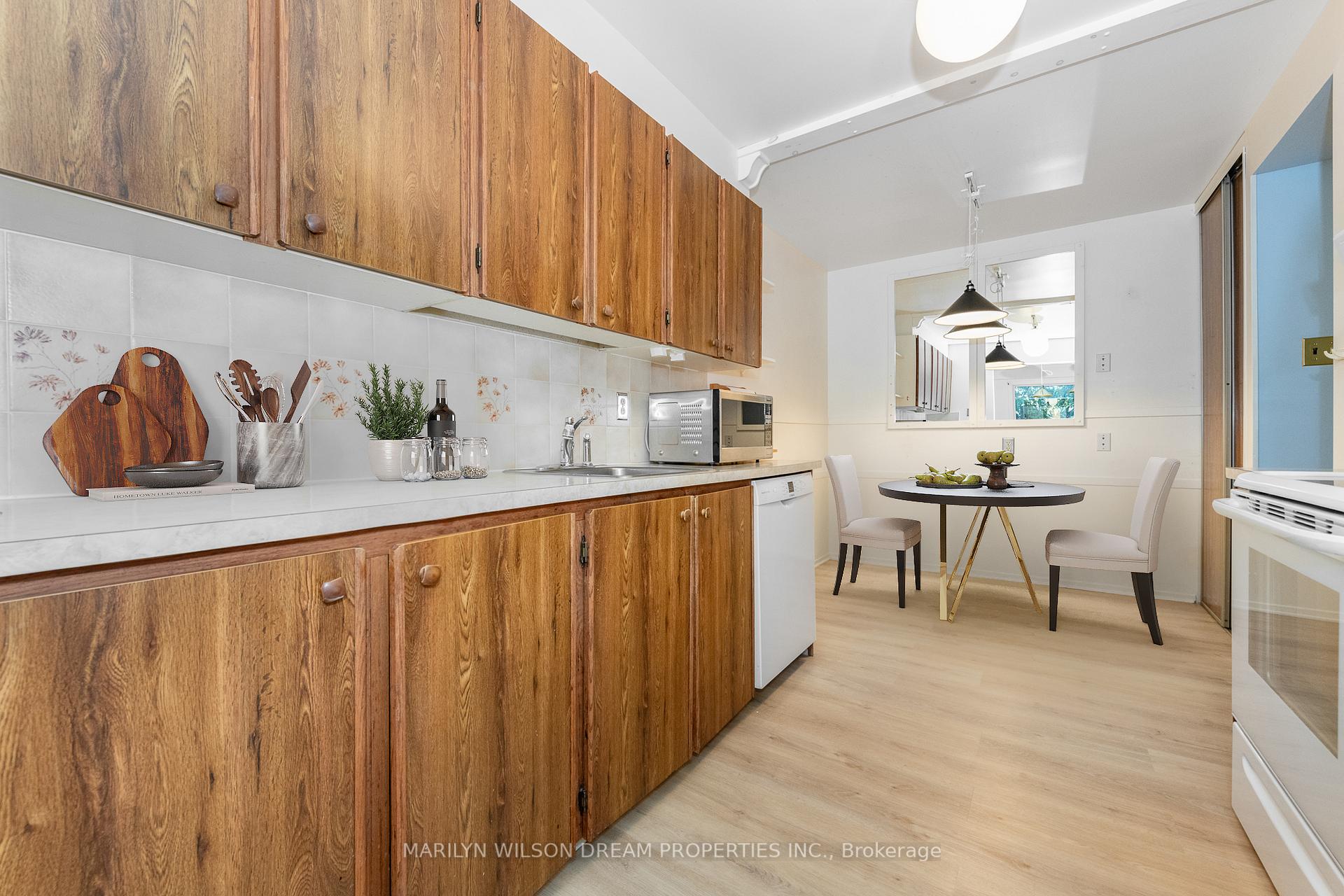Photo 13 of 1087 Des Ormes Place, Ottawa, Convent Glen North — HOMEH