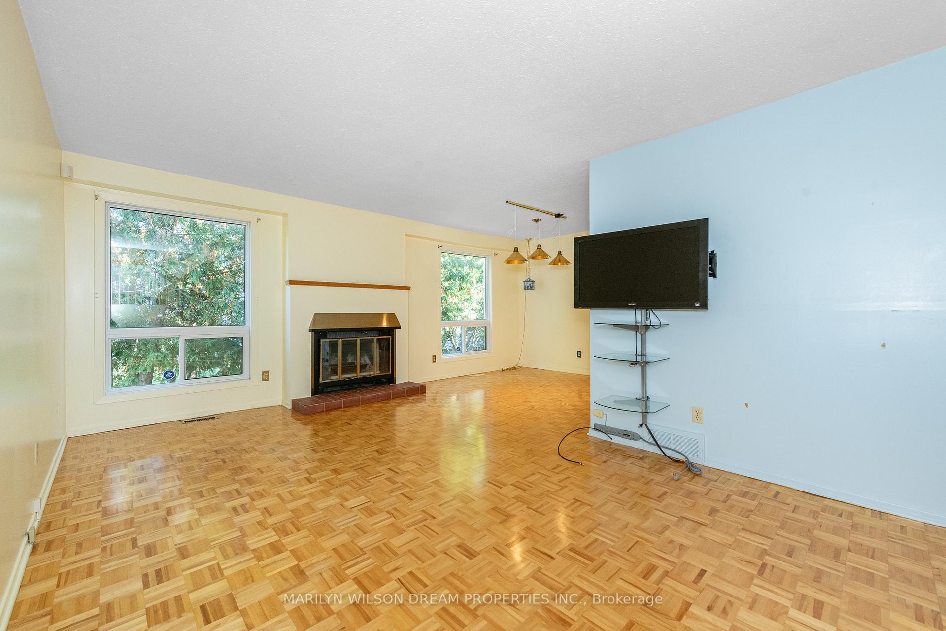 Photo 22 of 1087 Des Ormes Place, Ottawa, Convent Glen North — HOMEH