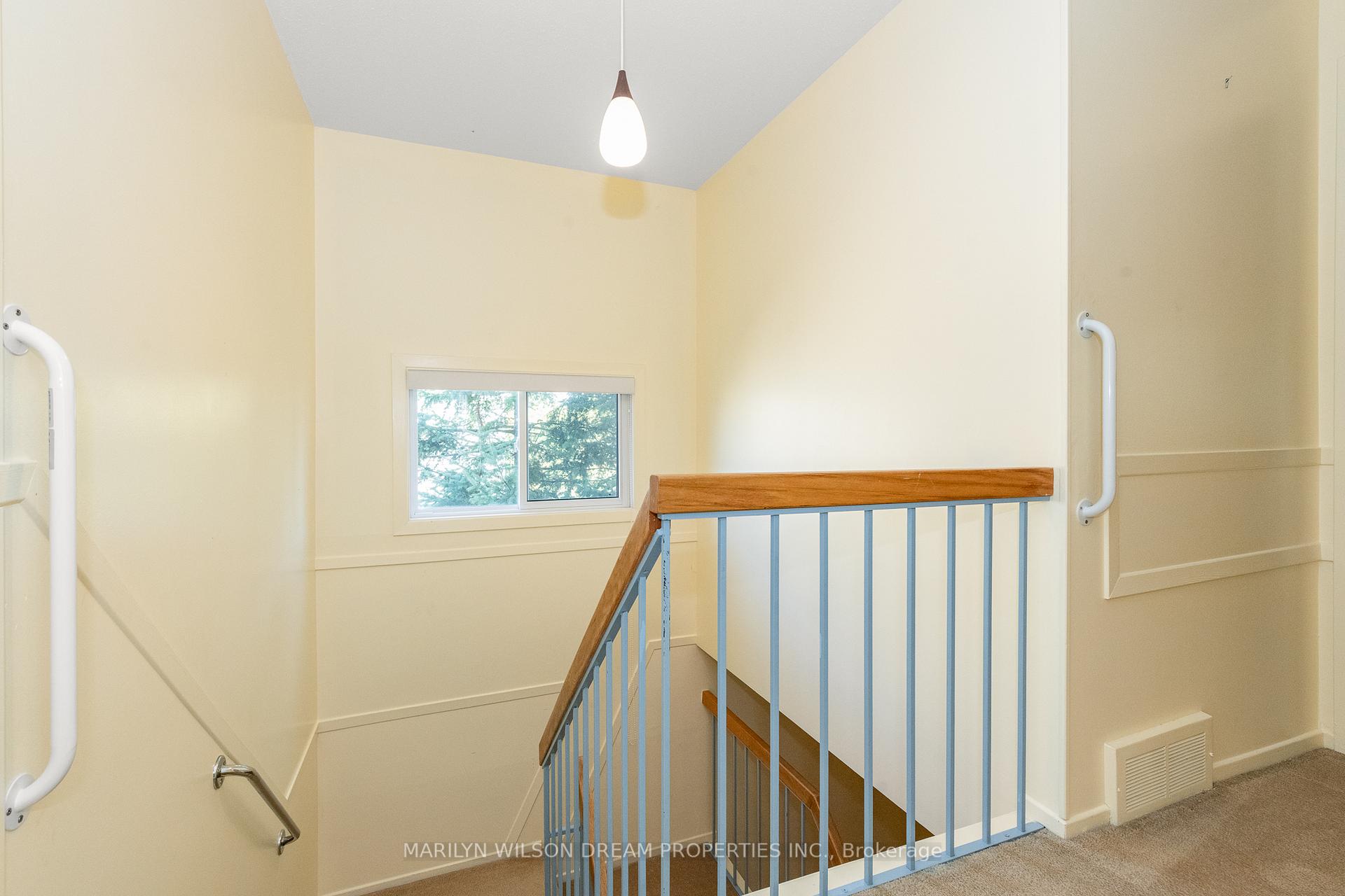 Photo 24 of 1087 Des Ormes Place, Ottawa, Convent Glen North — HOMEH