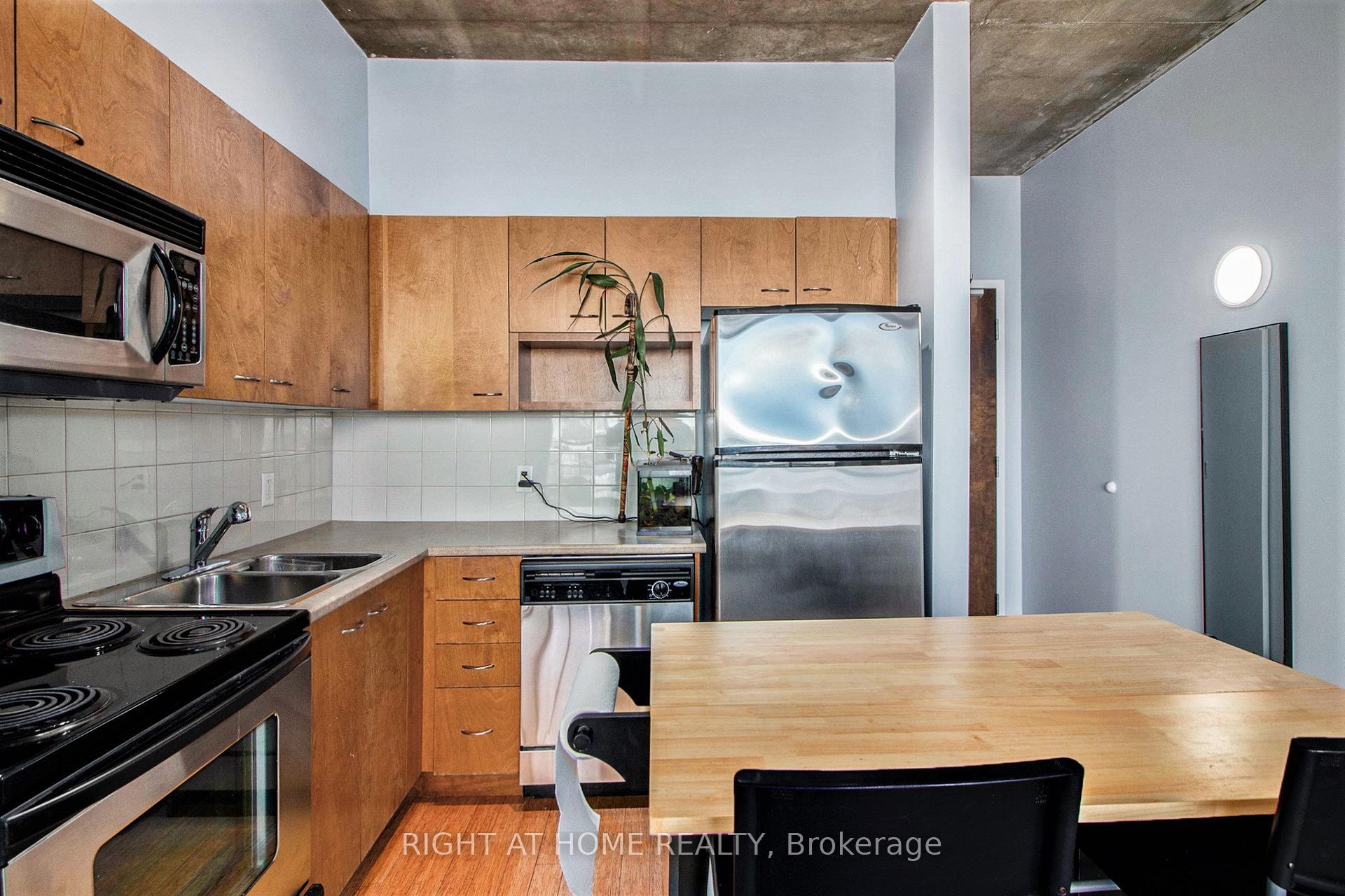 Photo 14 of Unit 1102, 179 George Street N, Ottawa, Lower Town/Byward Market — HOMEH