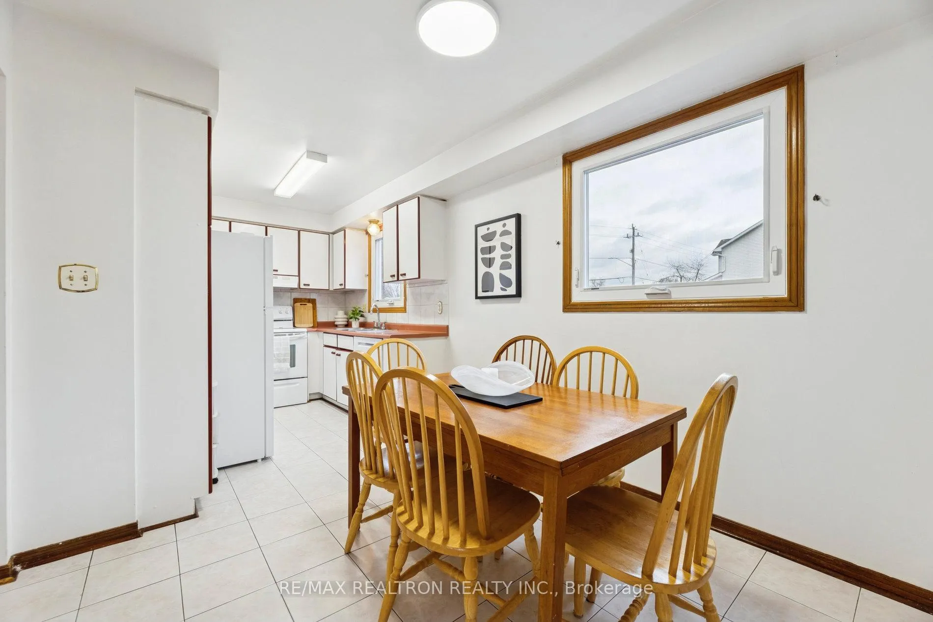 Photo 11 of 1461 Nash Road, Clarington, Courtice — HOMEH