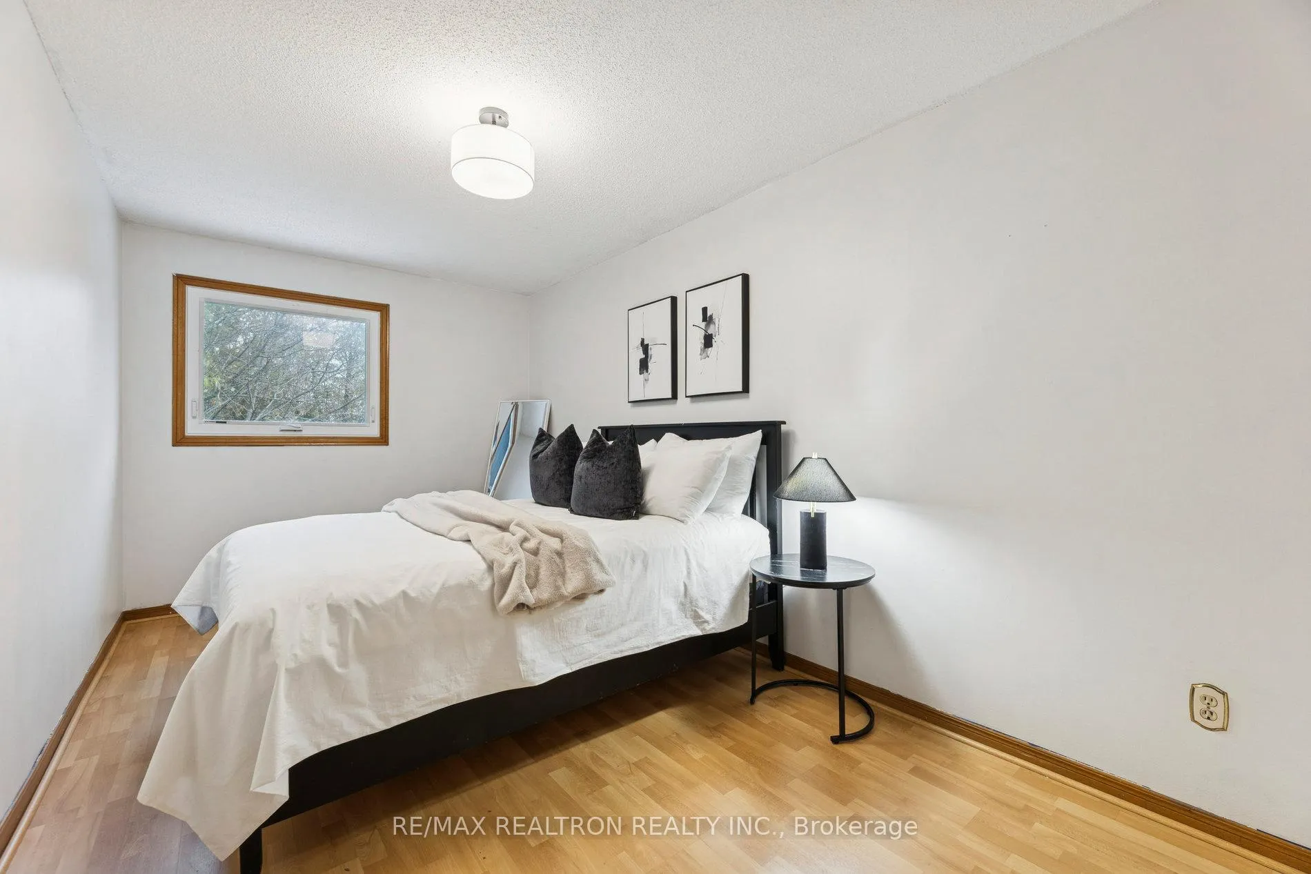Photo 21 of 1461 Nash Road, Clarington, Courtice — HOMEH