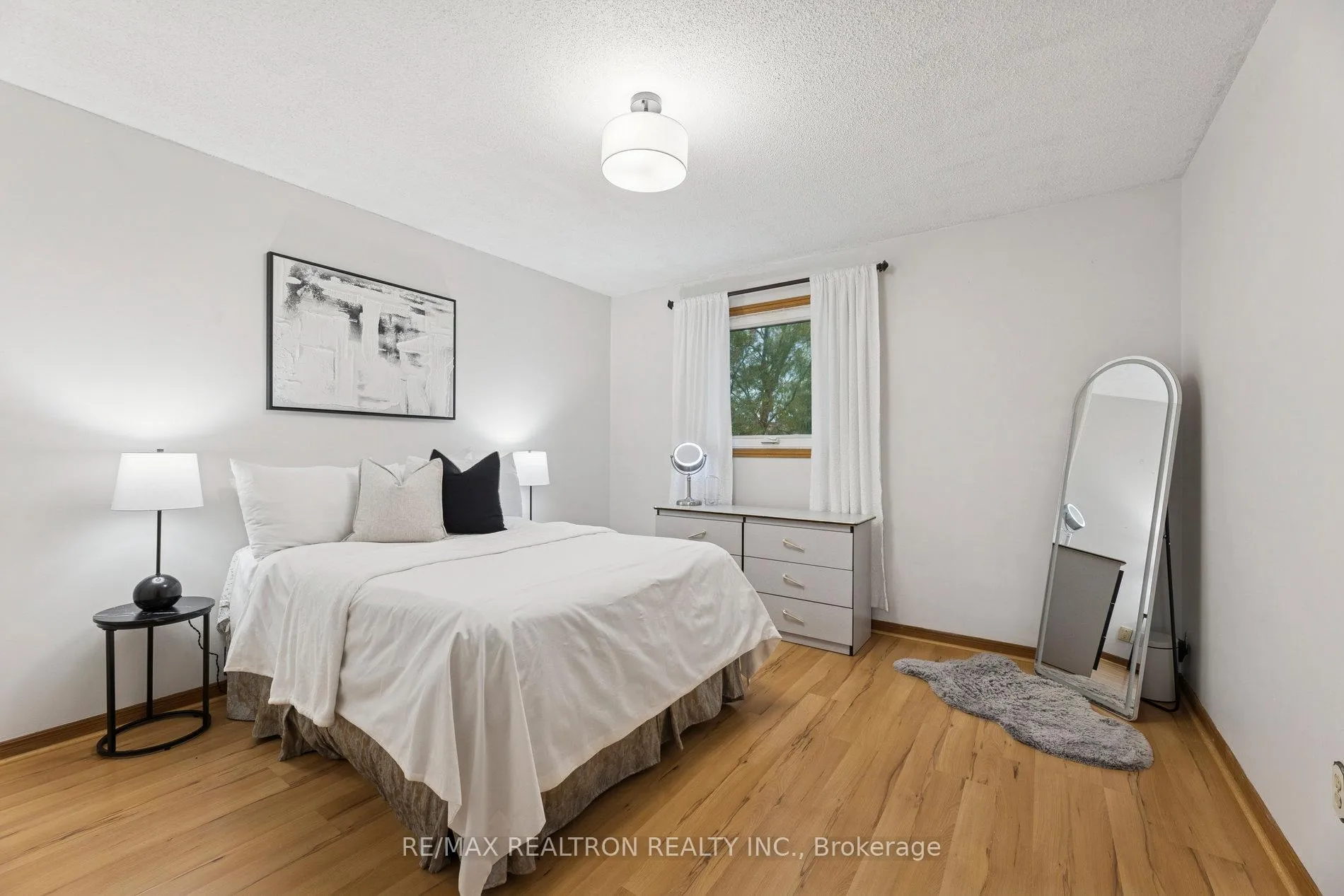 Photo 23 of 1461 Nash Road, Clarington, Courtice — HOMEH