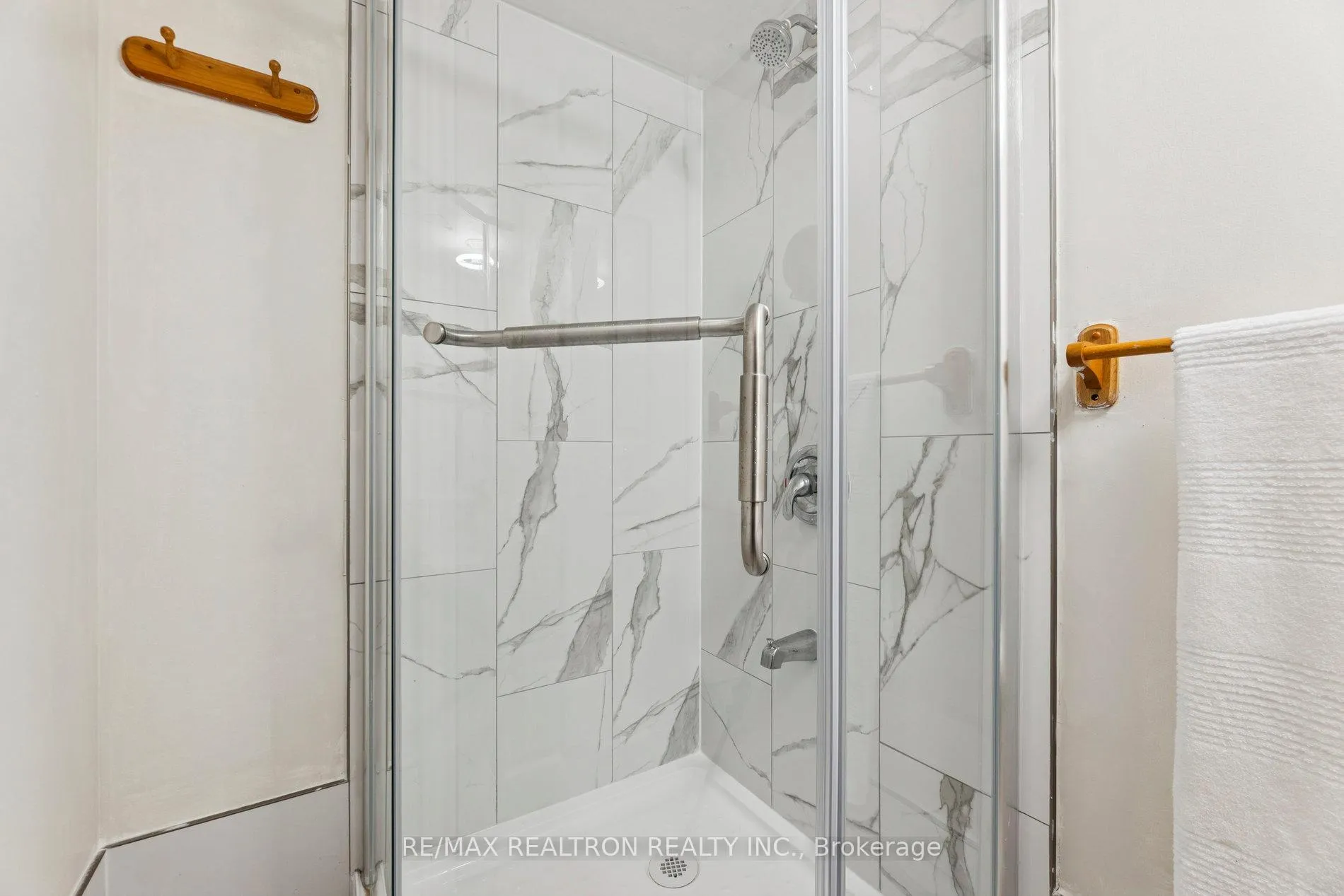 Photo 30 of 1461 Nash Road, Clarington, Courtice — HOMEH