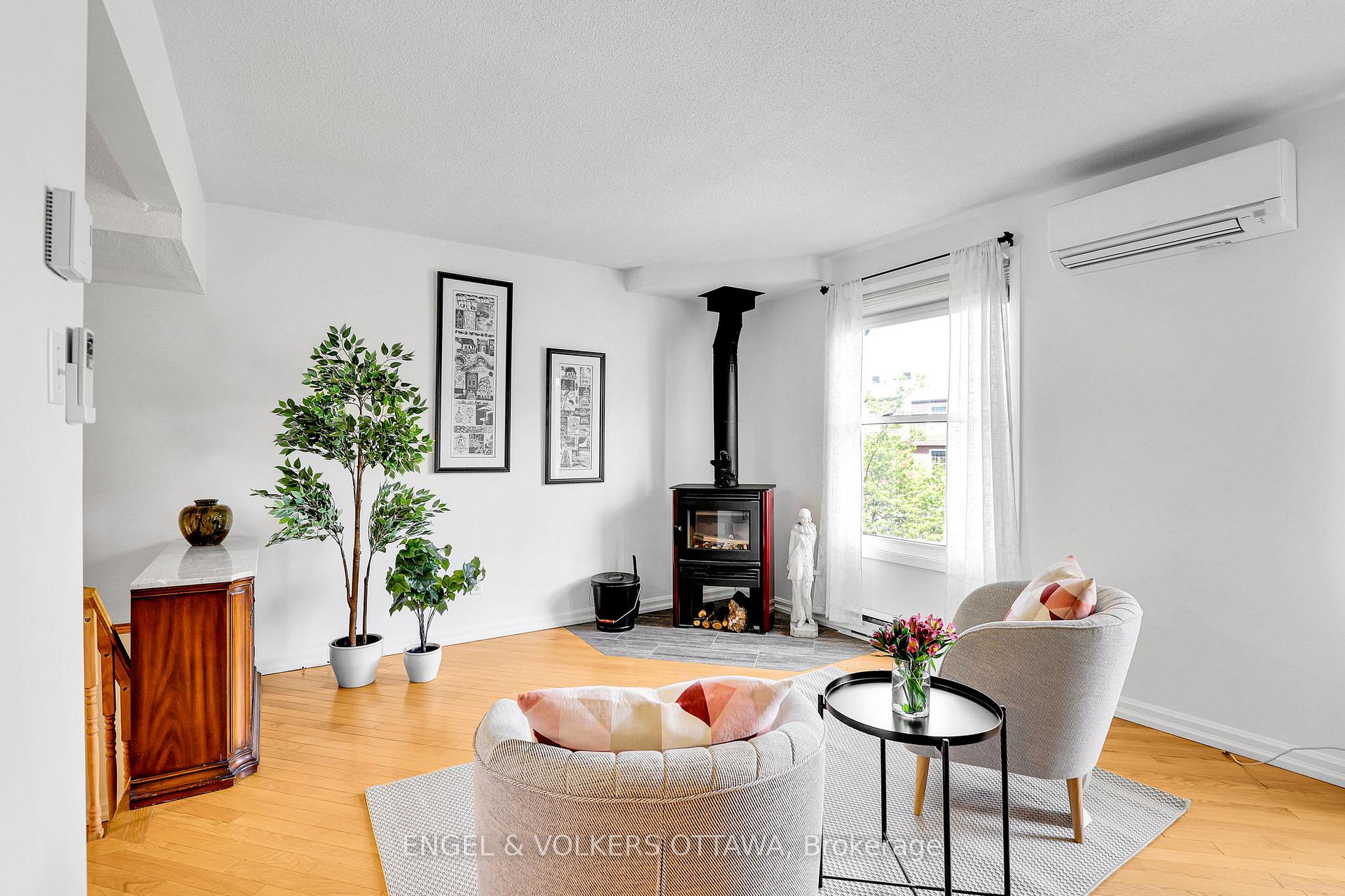 Photo 8 of 1089 Borden Side Road, Ottawa, Carleton Heights — HOMEH