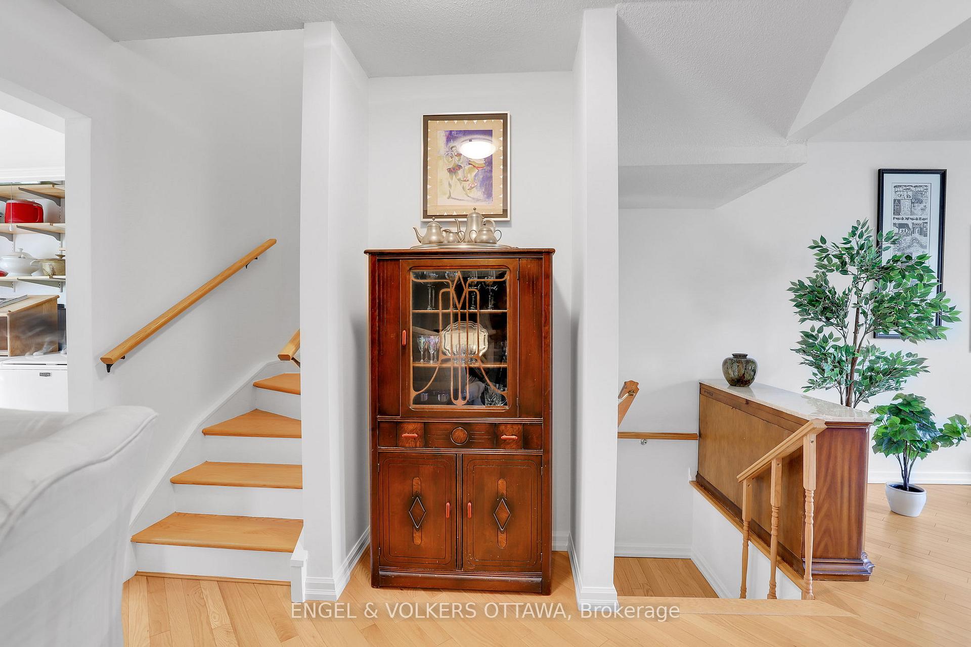 Photo 10 of 1089 Borden Side Road, Ottawa, Carleton Heights — HOMEH