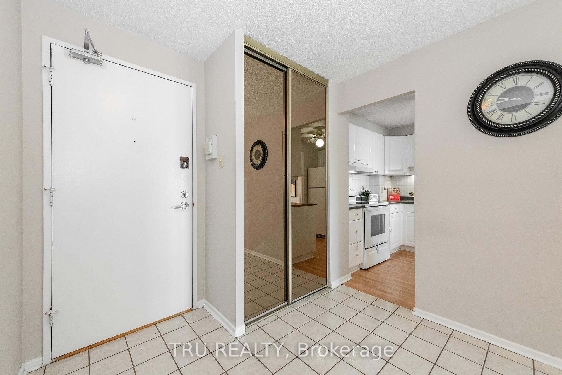 Photo 2 of Unit 805, 415 Greenview Avenue, Ottawa, Britannia — HOMEH